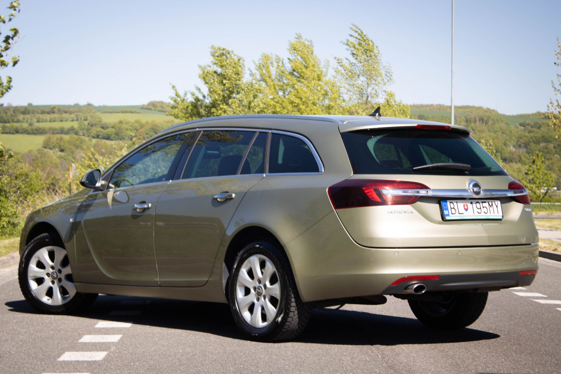 Opel Insignia - fotka 4