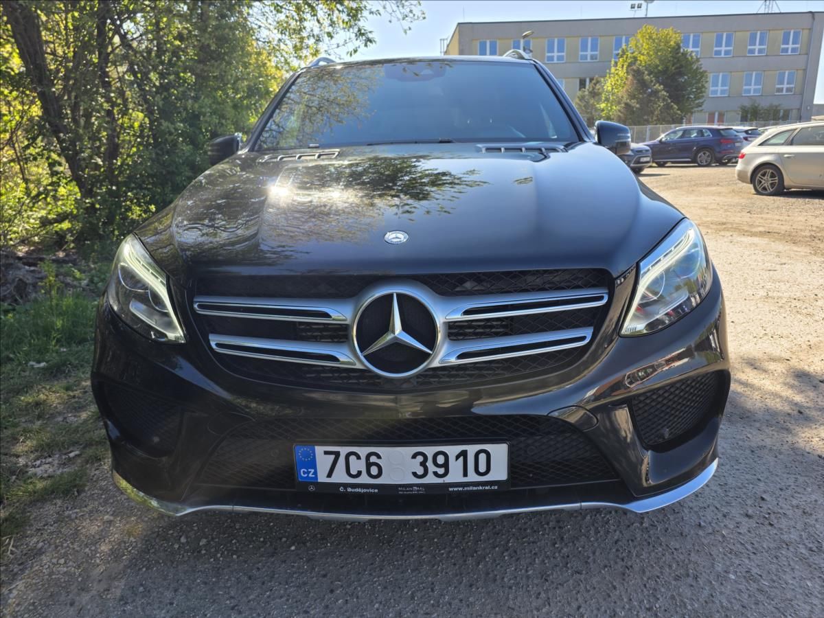 Mercedes-Benz GLE, 250D 4.MATIC 1.MAJITEL - fotka 2