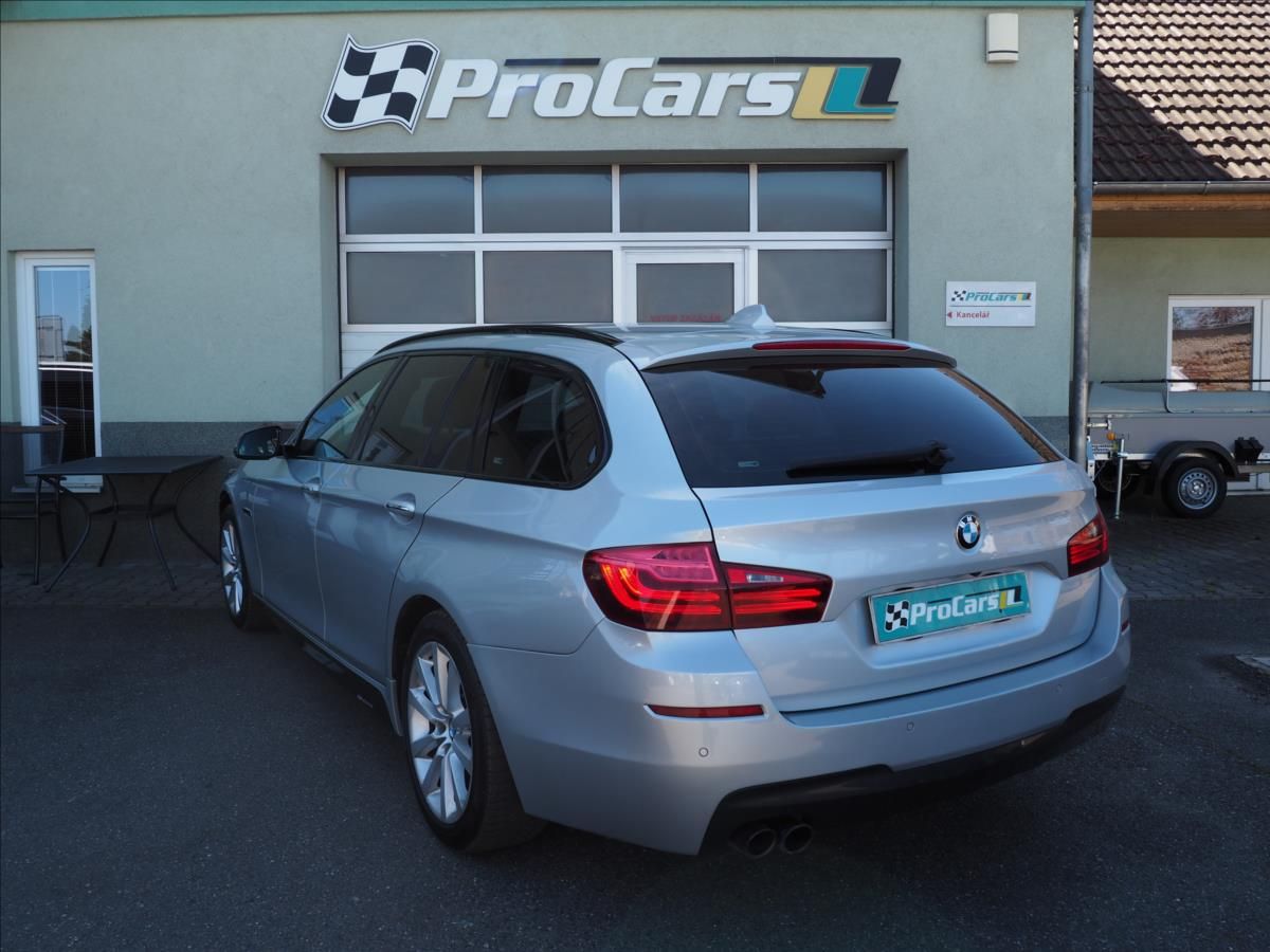 BMW Řada 5, 3,0 D xDrive  M paket - fotka 4