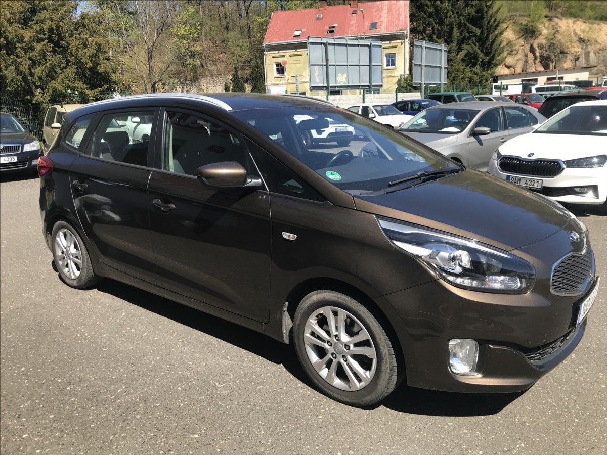 Kia Carens, 1,6 GDi 99kW - fotka 4
