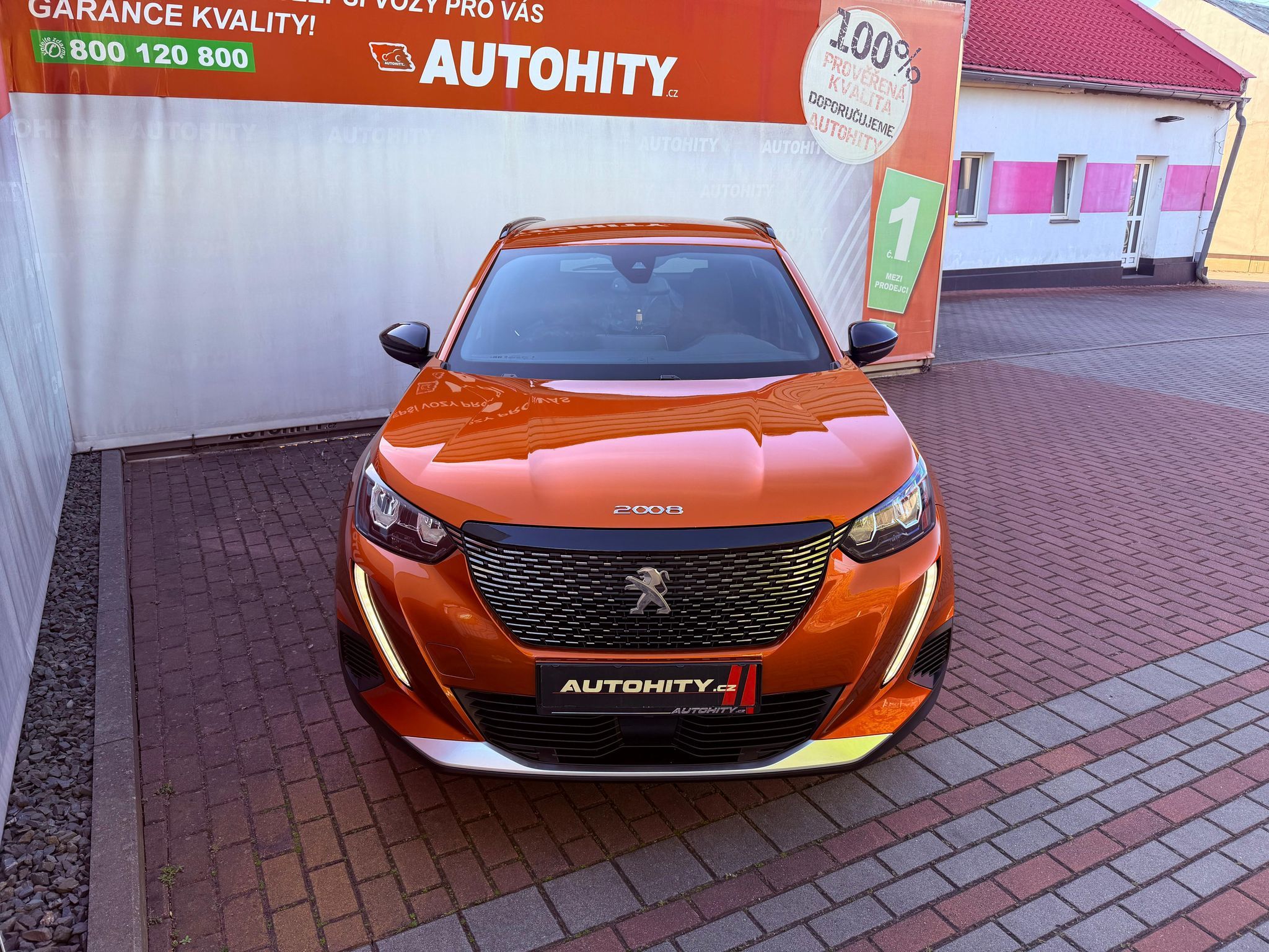 Peugeot 2008, 1.2 PureTech Allure, Záruka - fotka 2