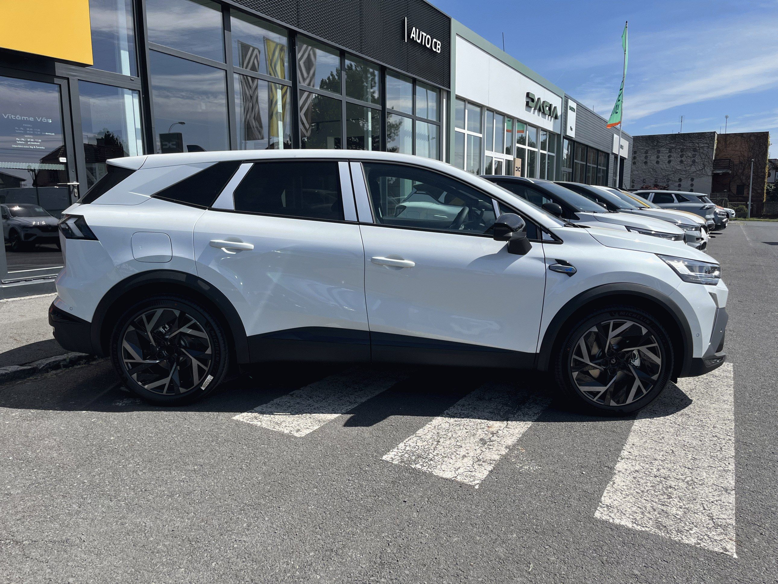 Renault Symbioz, esprit Alpine E-Tech full hybr - fotka 4