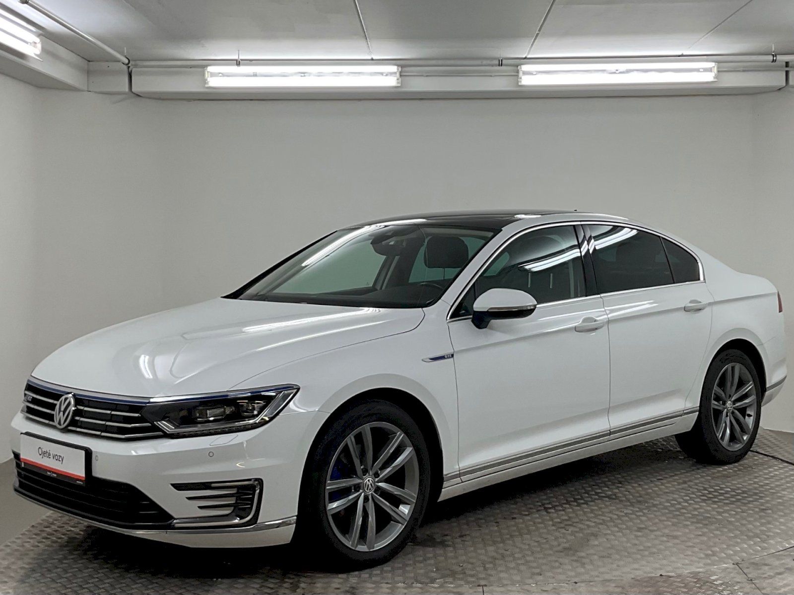 Volkswagen Passat, 1,4 TSI PLUG-IN-HYBRID 6DSG LI