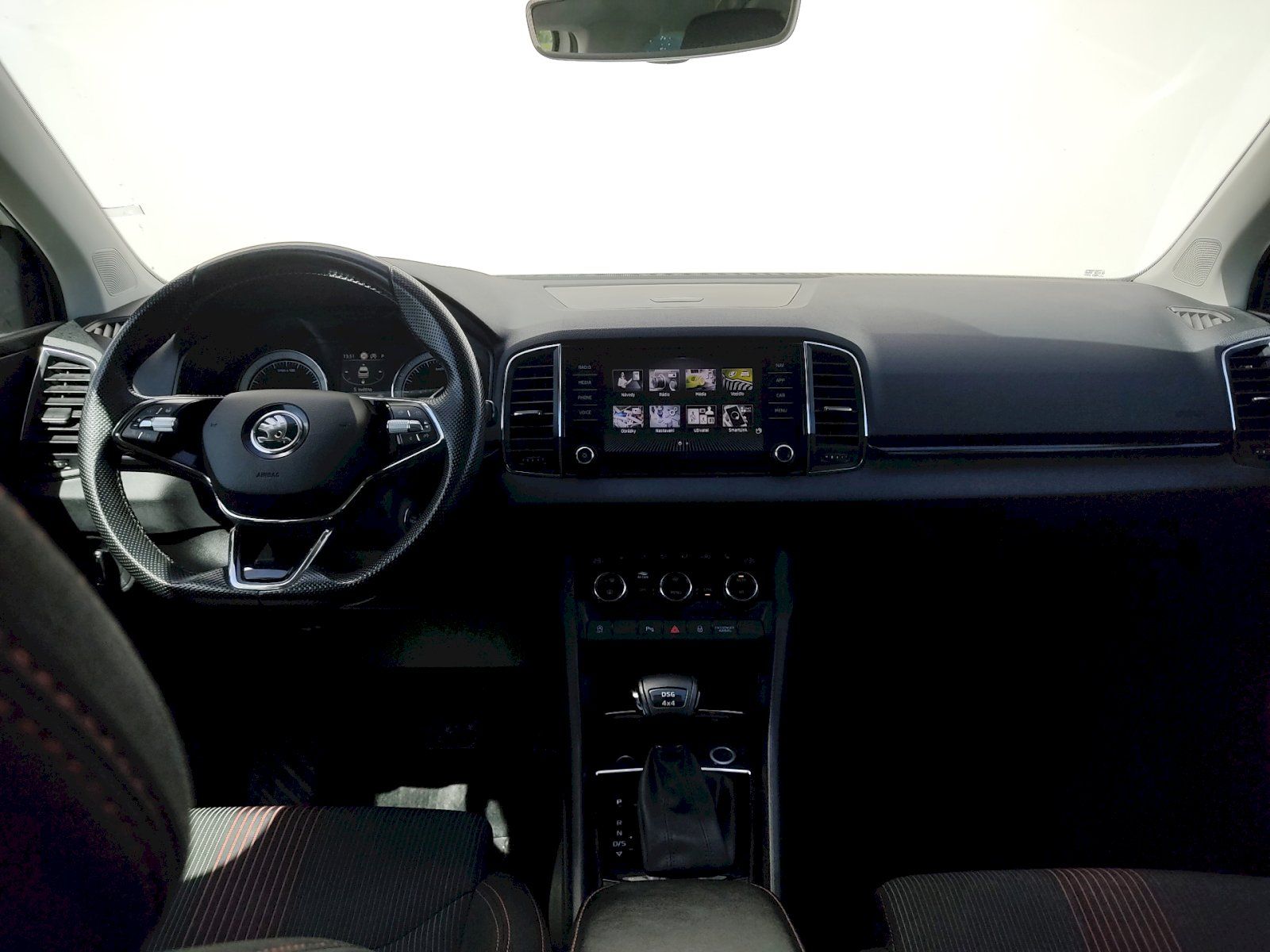 Škoda Karoq, Style Dynamic 2,0 Tdi 110 Kw - fotka 5