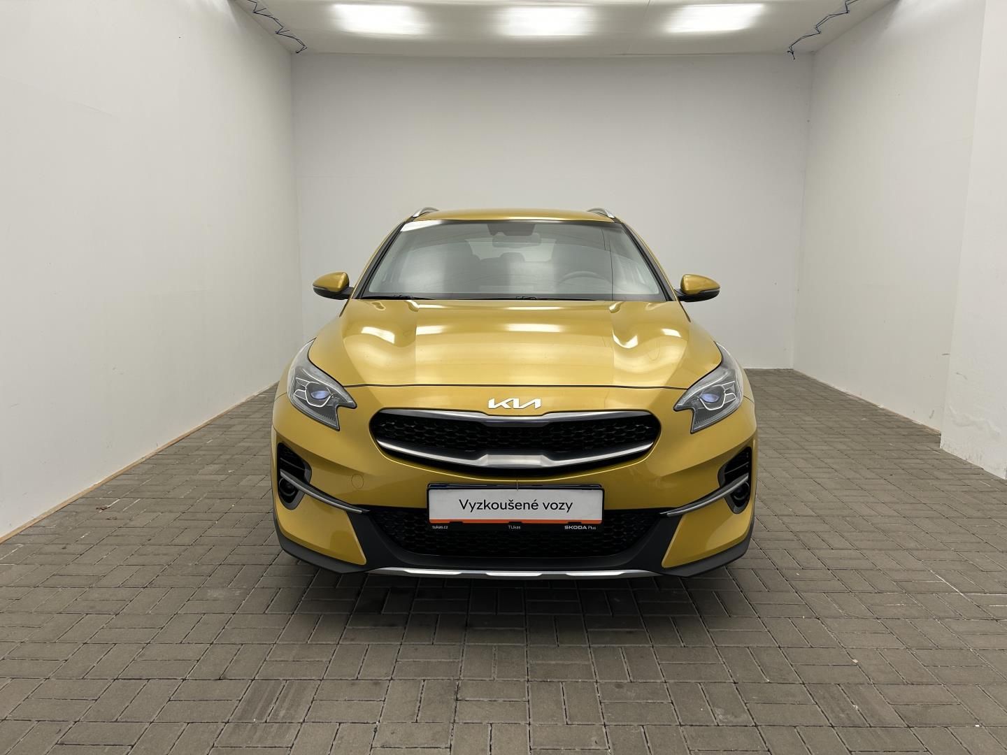 Kia XCee´d, 1.5T-GDi GPF 118kW EXCLUSIVE ( - fotka 4