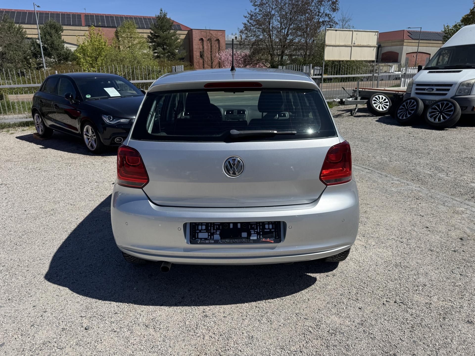 Volkswagen Polo, 1.4 16v DSG 63kw 75000km!! - fotka 6