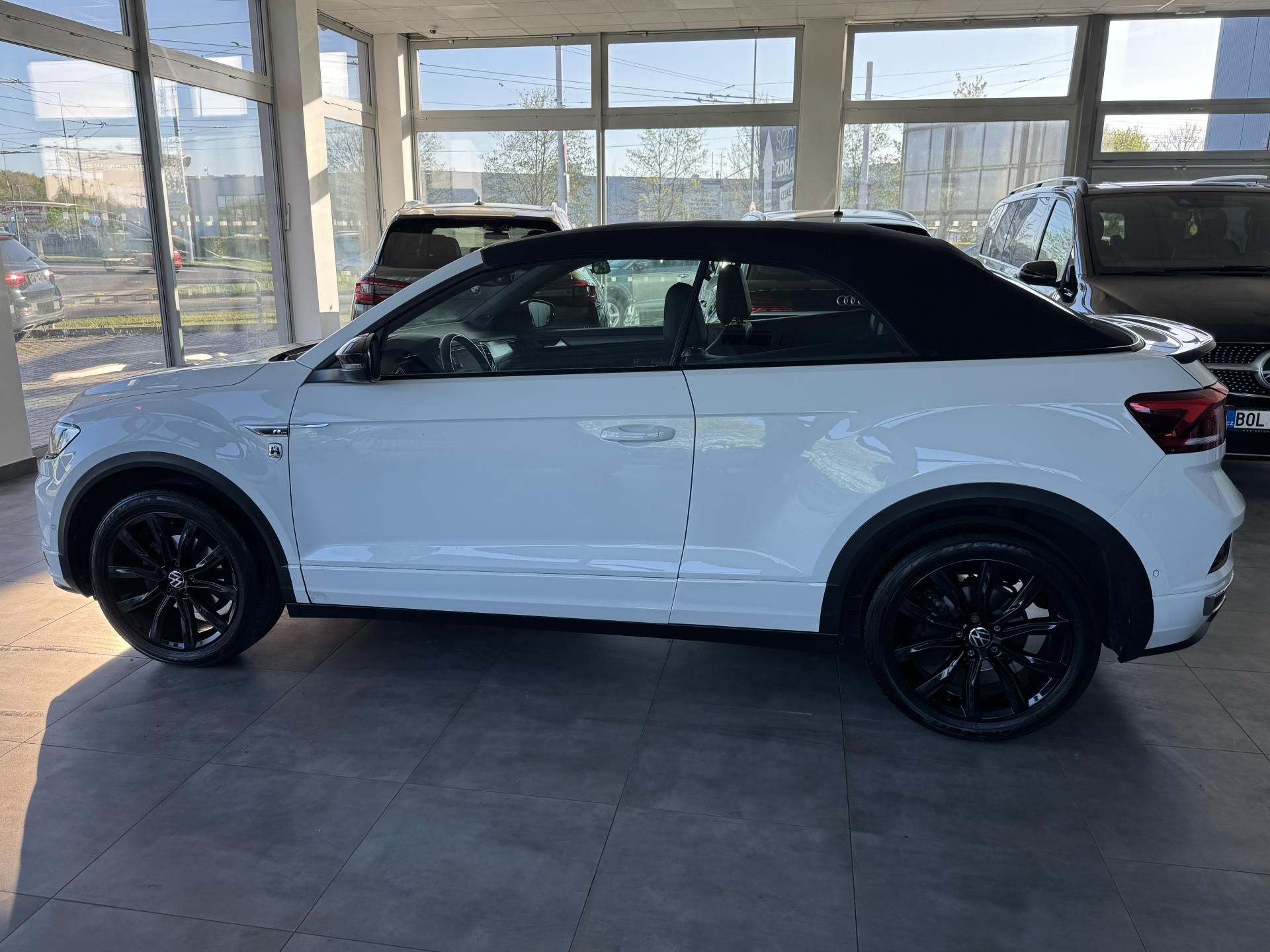Volkswagen T-Roc, 1,5TSi DSG R-LINE LED - fotka 6