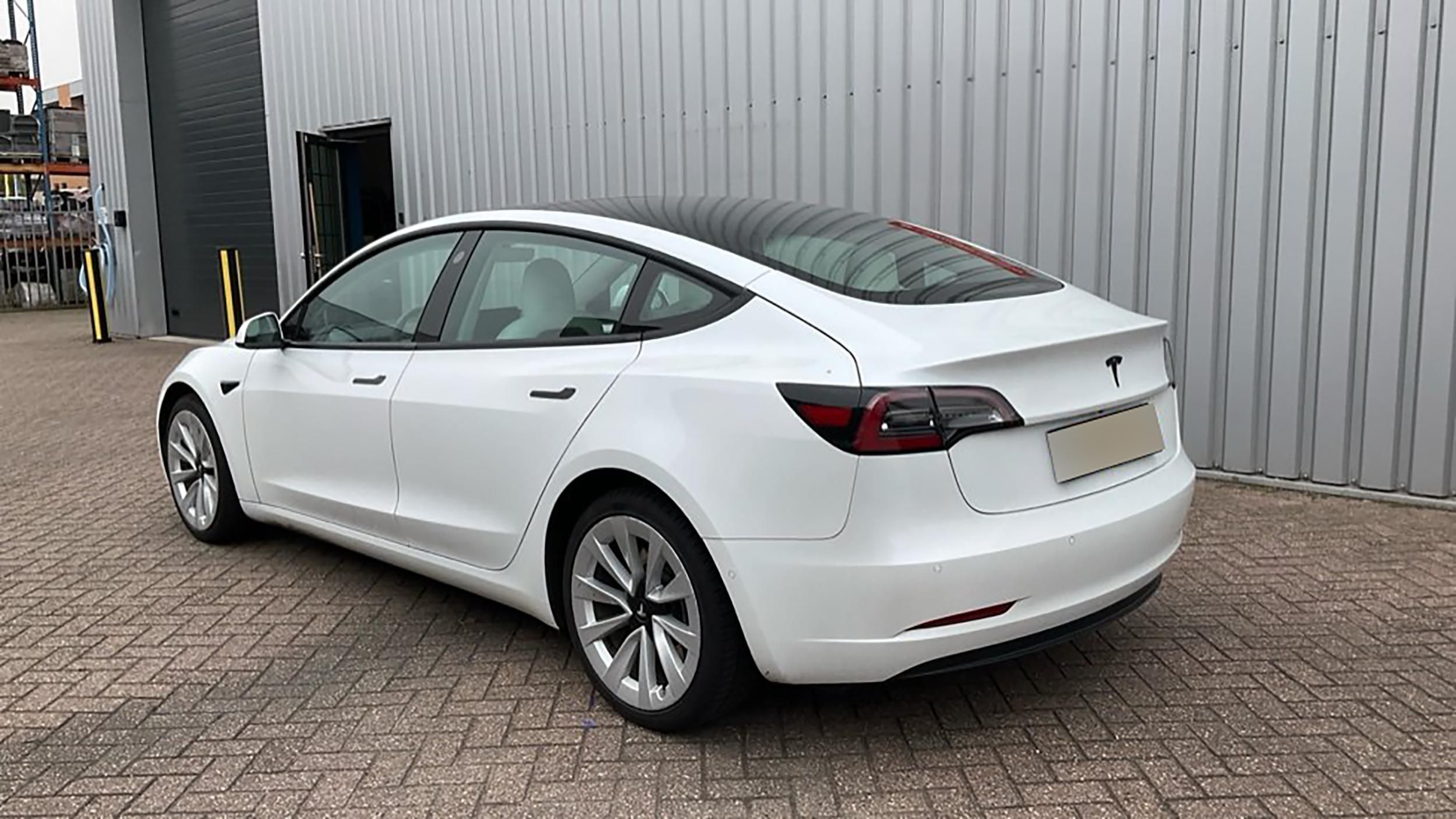 Tesla Model 3, Range Plus LFP - fotka 4