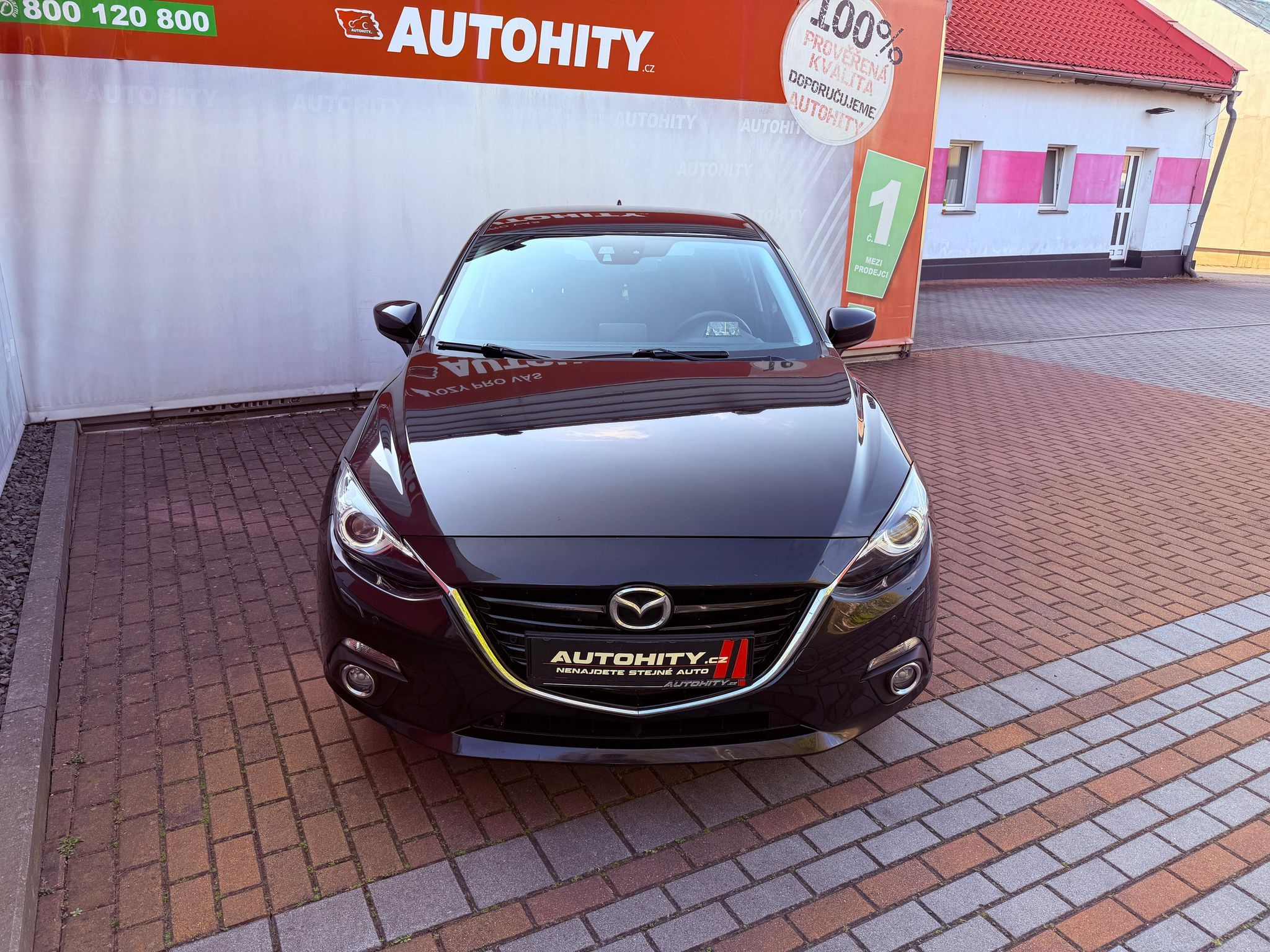 Mazda 3, 2.0 Skyactiv Sports-Line Aut. - fotka 2