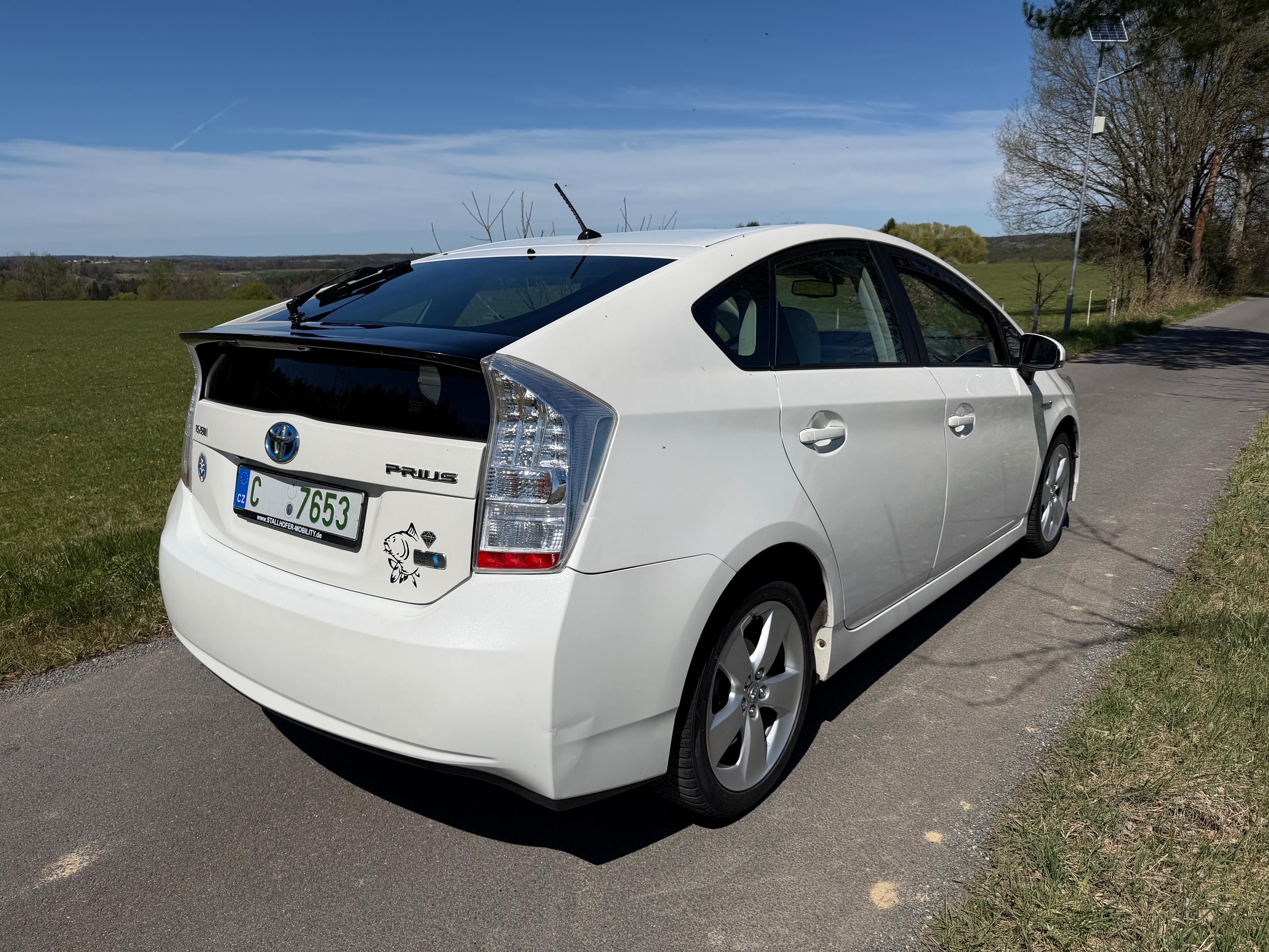 Toyota Prius, 1,8i/E 73kW HUP/KESSY/KAMERA - fotka 3