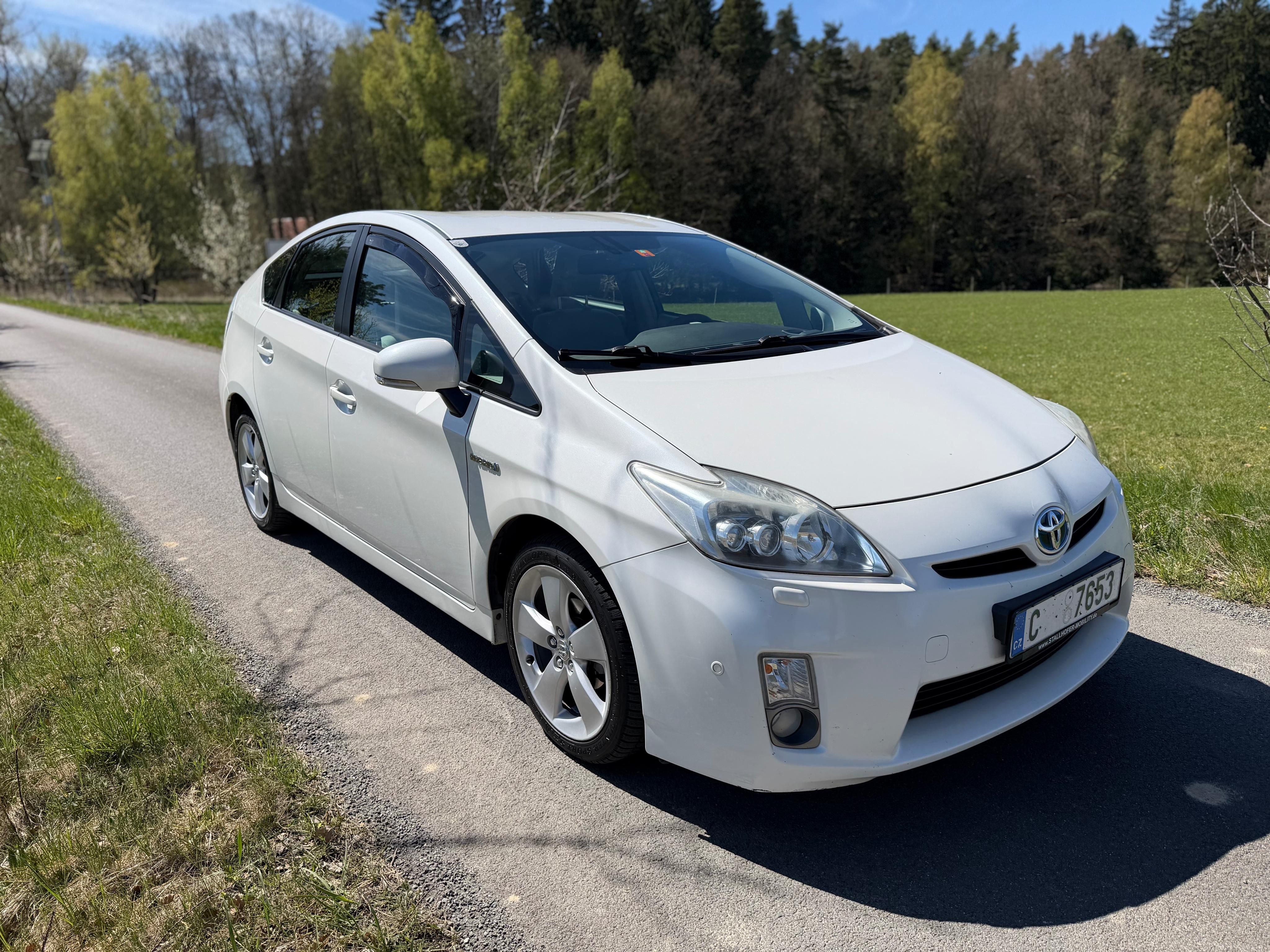 Toyota Prius, 1,8i/E 73kW HUP/KESSY/KAMERA - fotka 2