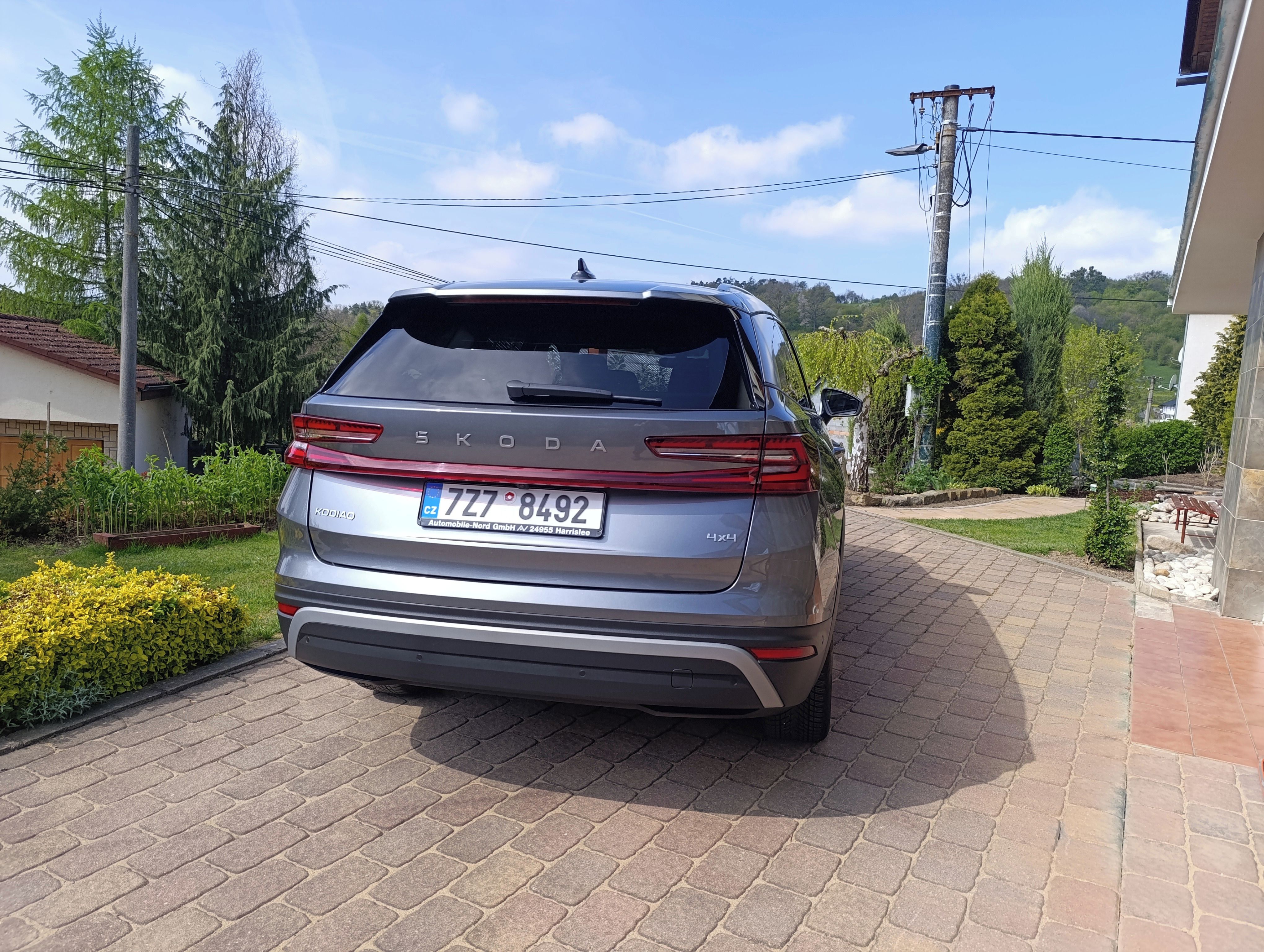 Škoda Kodiaq, 2,0 TDI 142kW 4X4 TopSelection - fotka 4