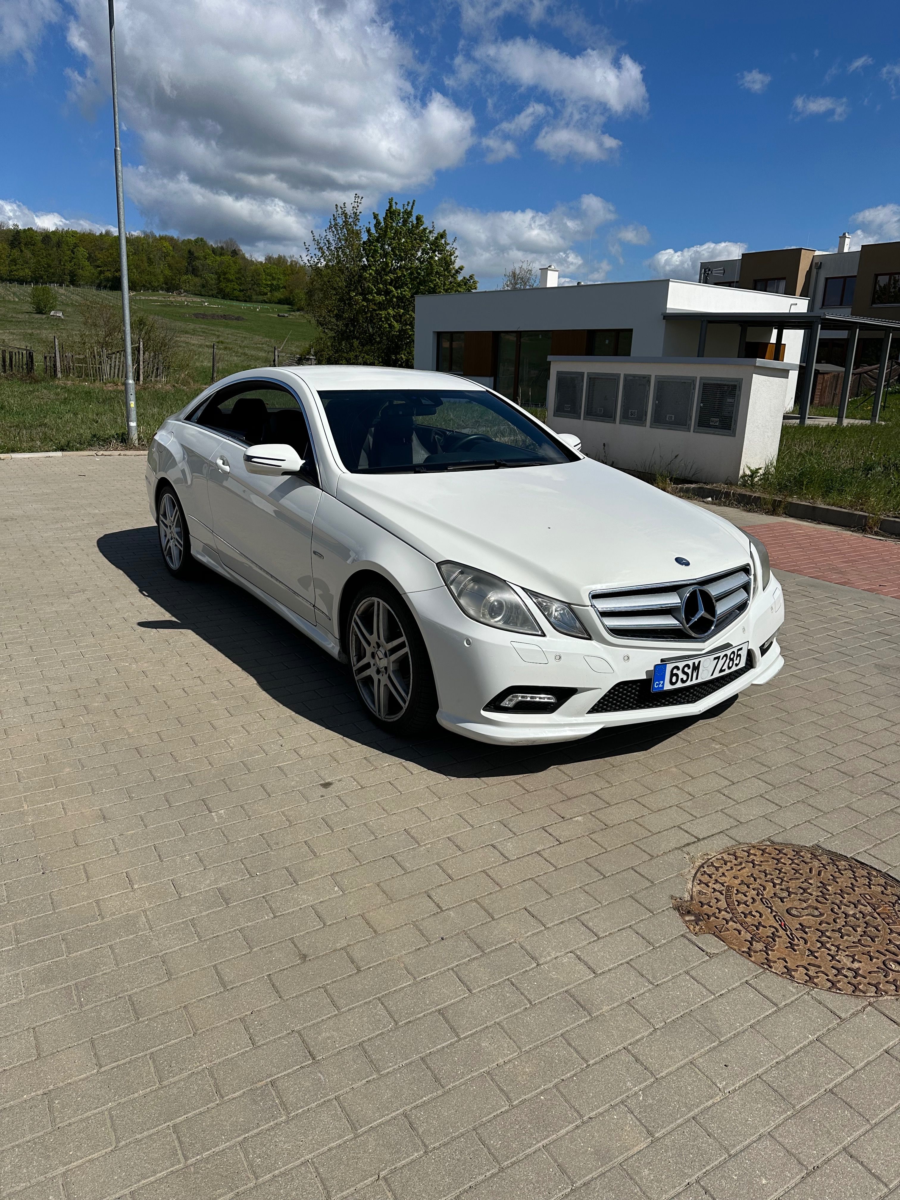 Mercedes-Benz Třídy E, 350cdi, AMG paket, 170kW - fotka 3
