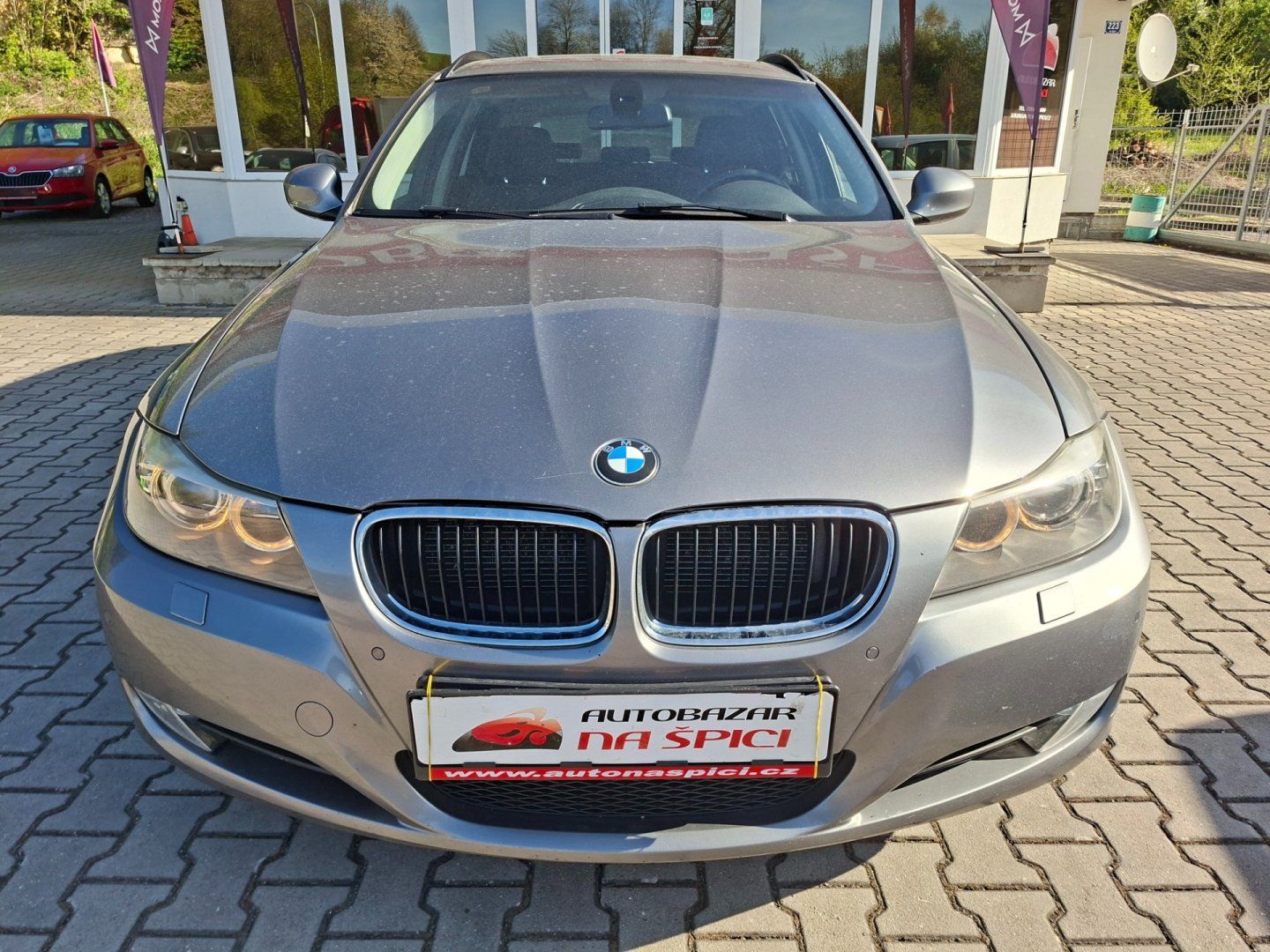 BMW Řada 3, 320d 105kW 6MAN -NAVI-SENZORY - fotka 3