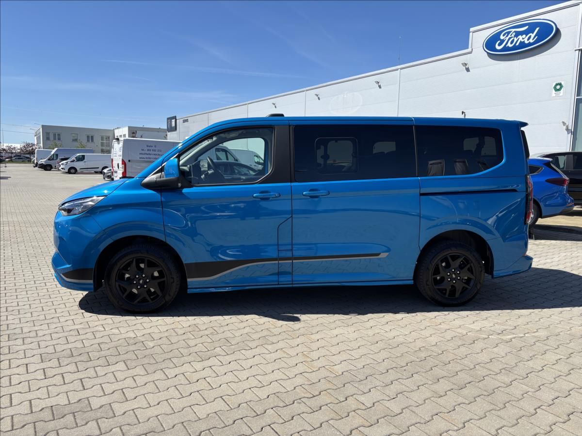 Ford Tourneo Custom, 2,5 PHEV Sport 171kW - fotka 2
