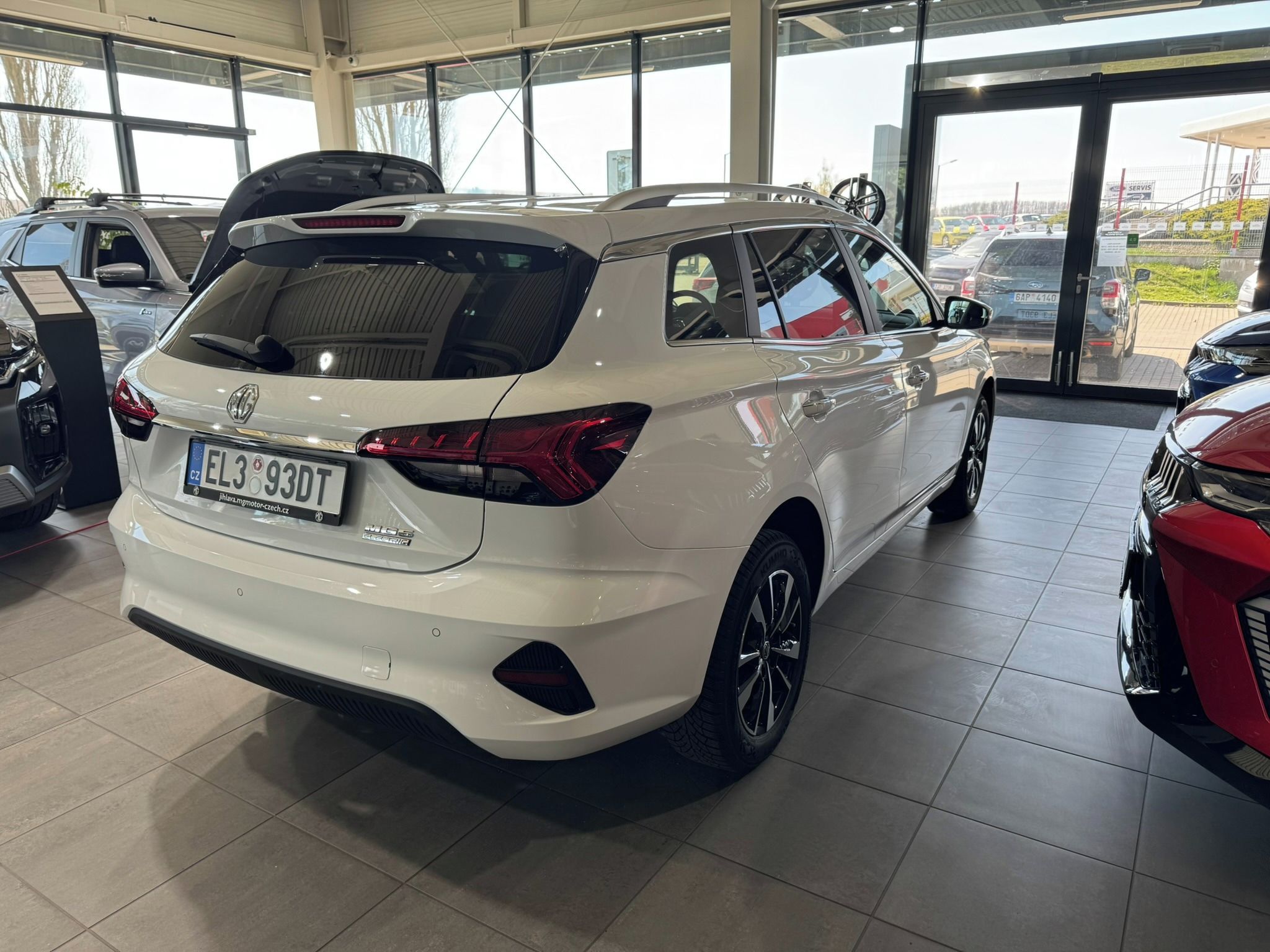 MG MG5, 61 kWh Excite 115kW A/T DPH - fotka 2