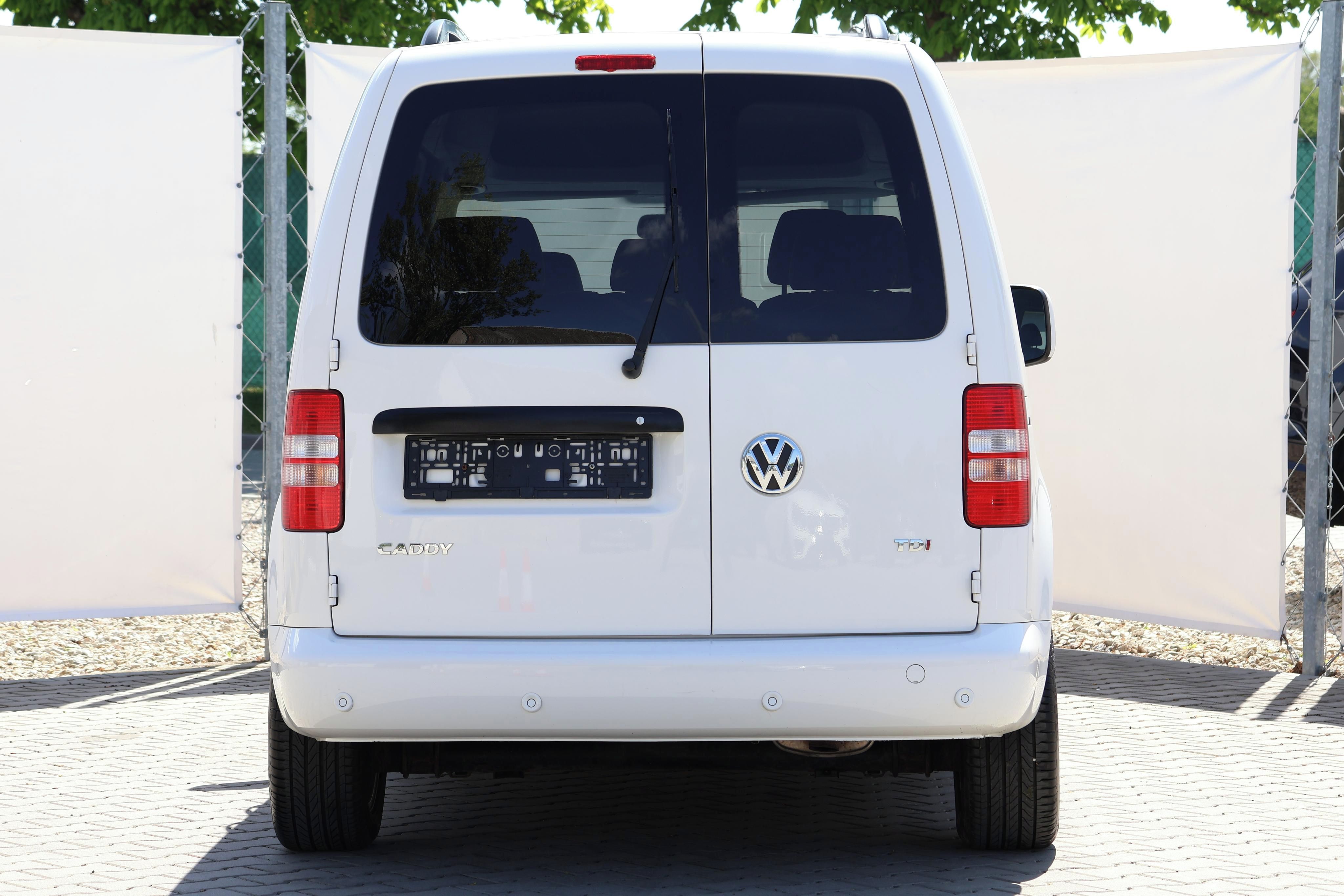 Volkswagen Caddy, 1.6TDI*DSG*SERVIS VW*1MAJ*2SAD - fotka 5