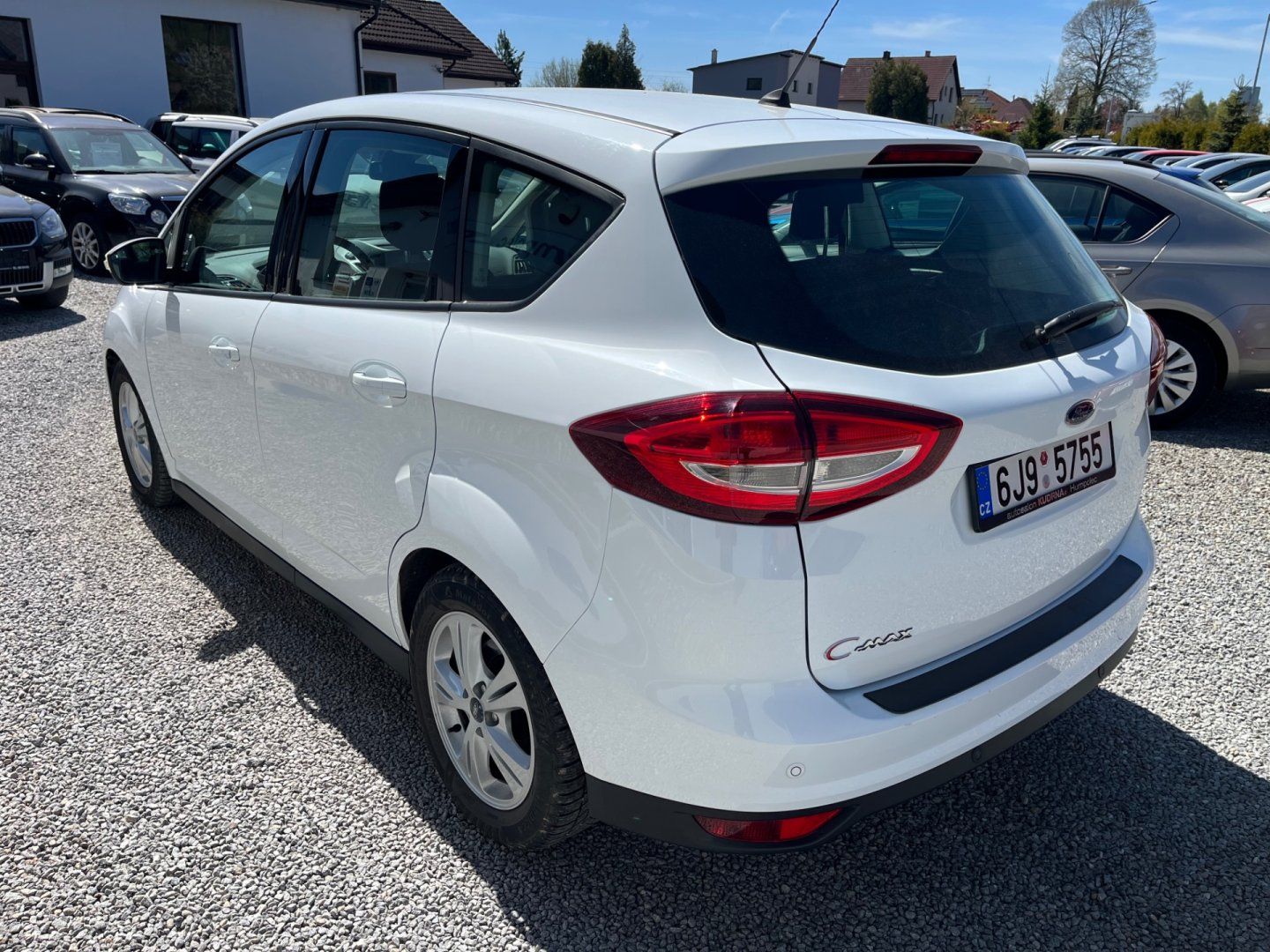 Ford C-MAX, 1.5 TDCi Top Stav - fotka 4