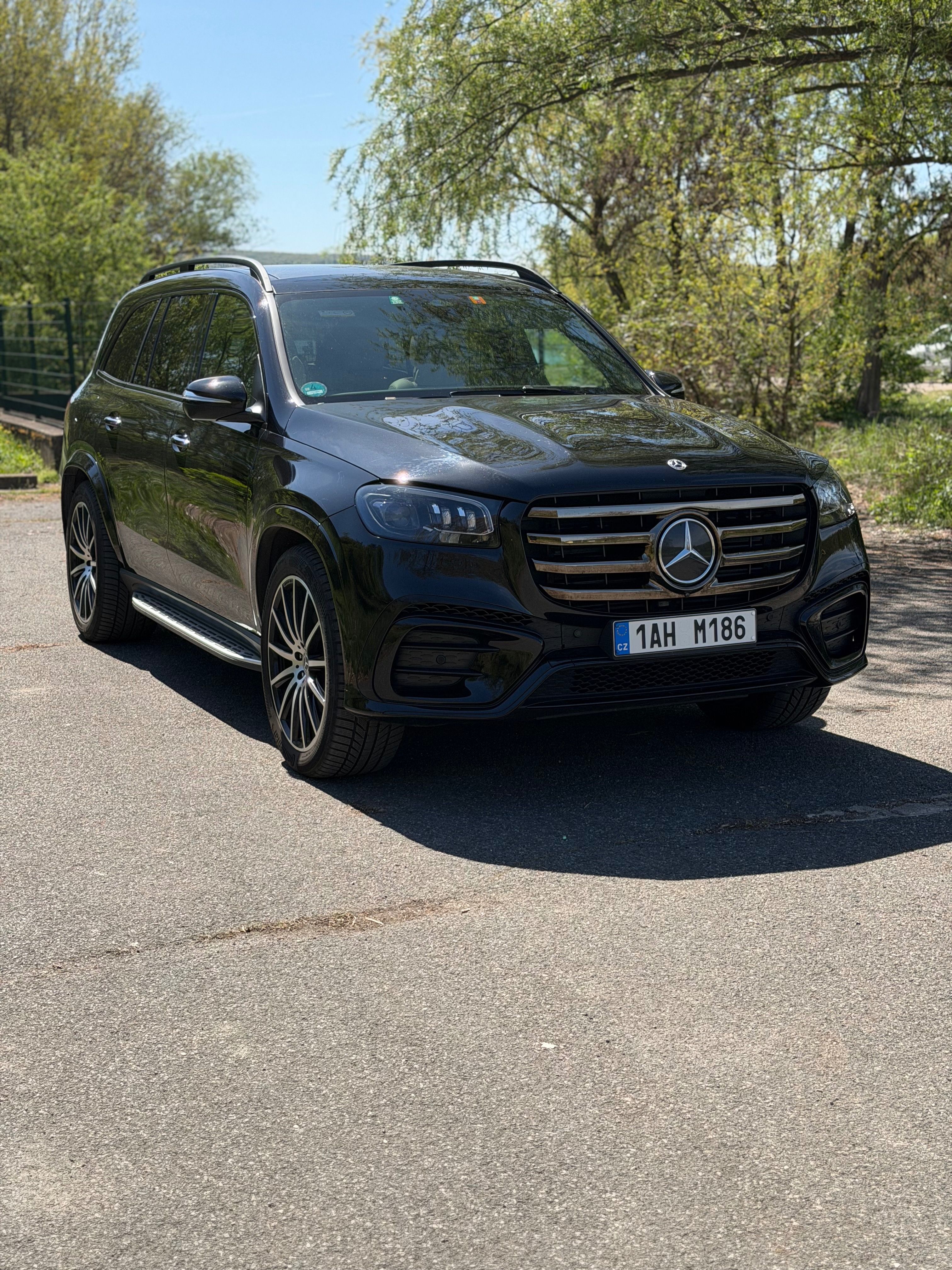 Mercedes-Benz GLS, Mercedes-Benz GLS 450d AMG - fotka 3