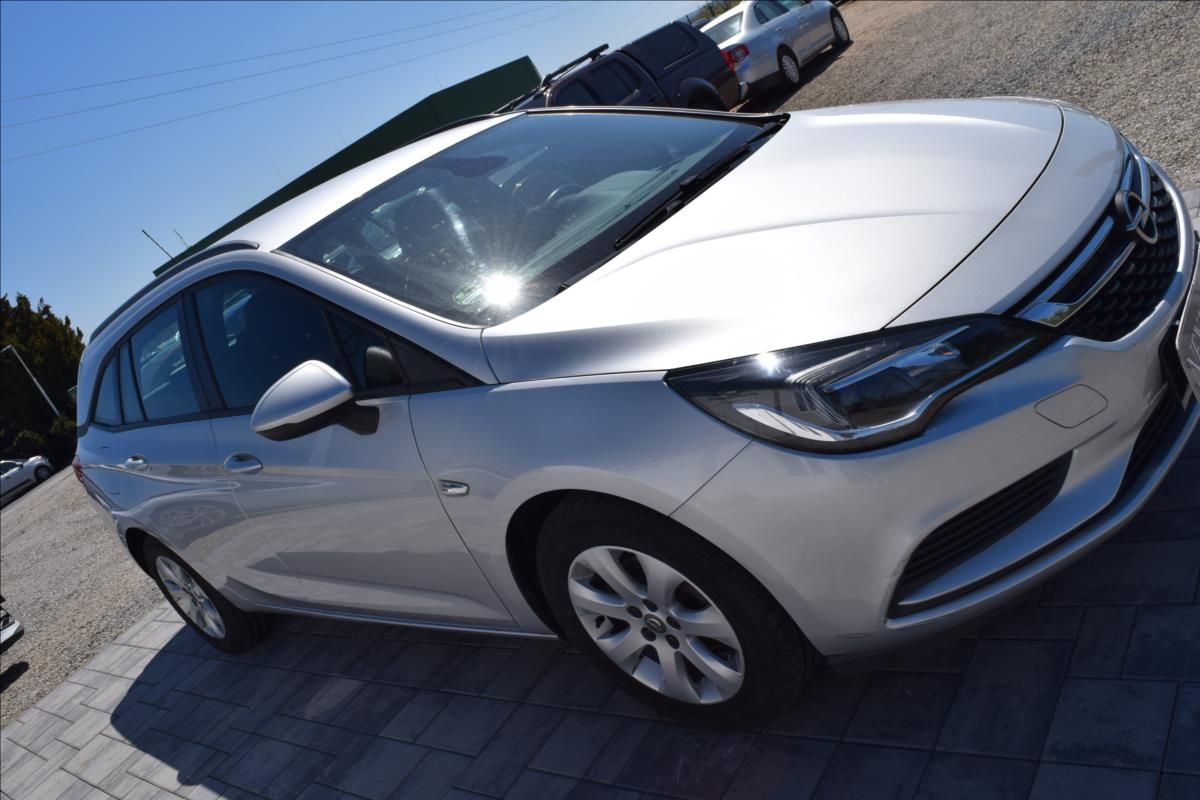 Opel Astra, 1,6 d 70KW PO ROZVODECH TOP! - fotka 4