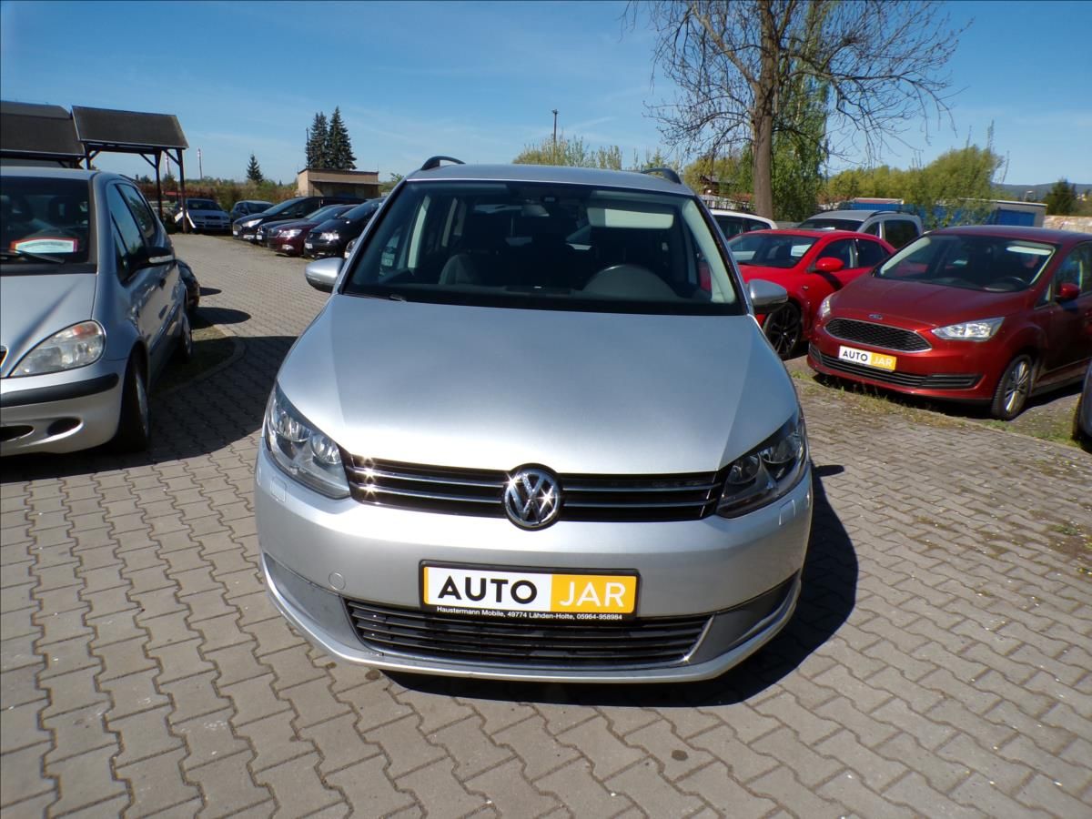 Volkswagen Touran, 1,6 TDI  DSG - fotka 3