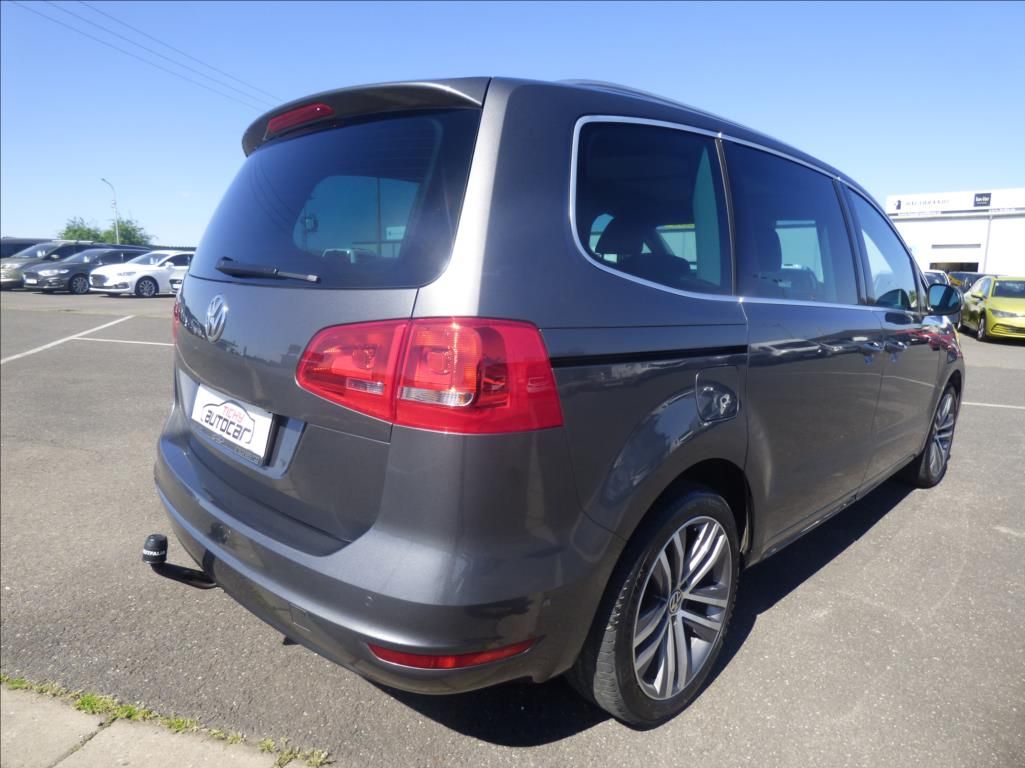 Volkswagen Sharan, 2,0 TDI,Digi Klima,Navigace  H - fotka 5