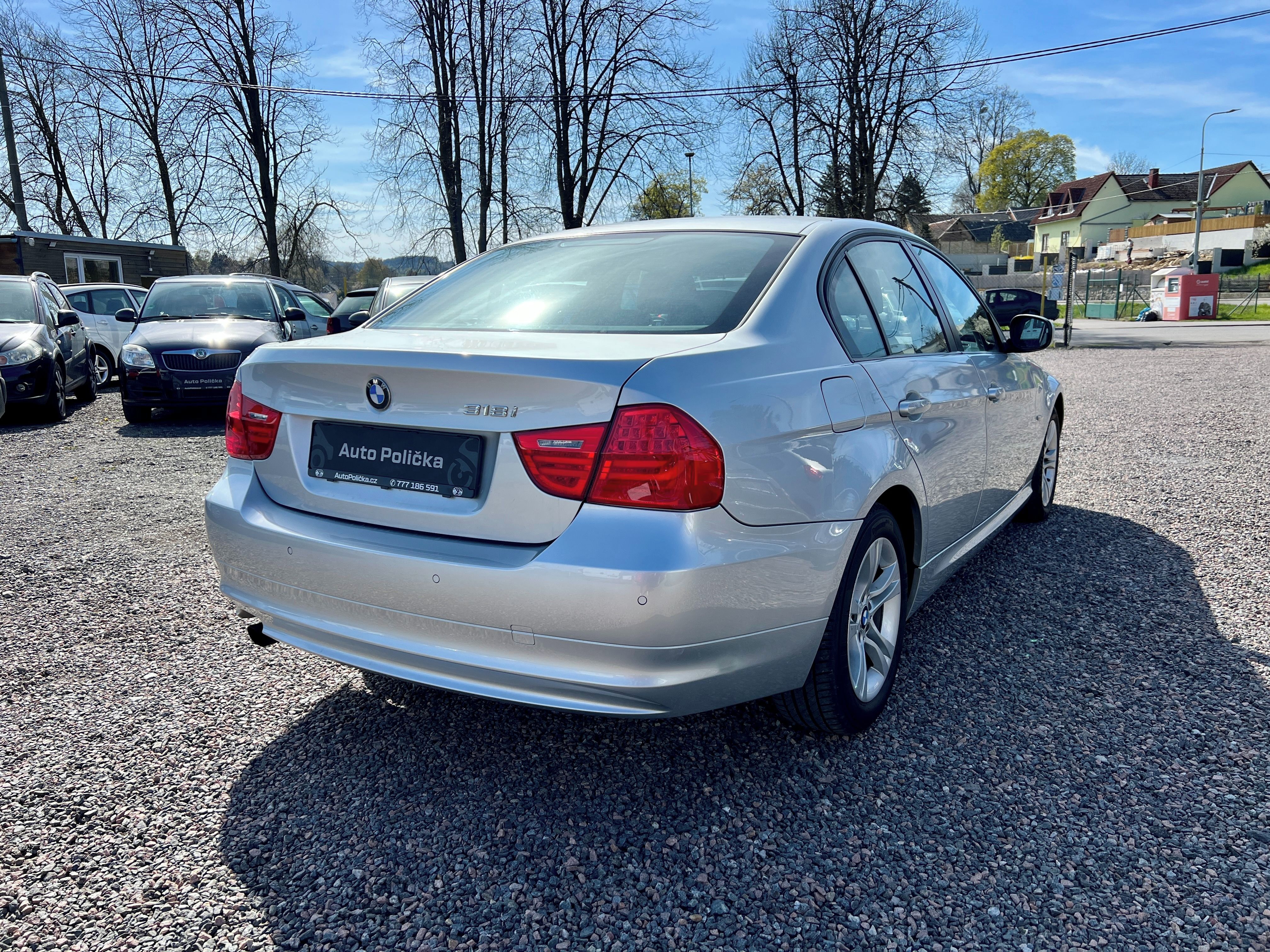BMW Řada 3, 318i 105 kW Servis,Stav - fotka 5