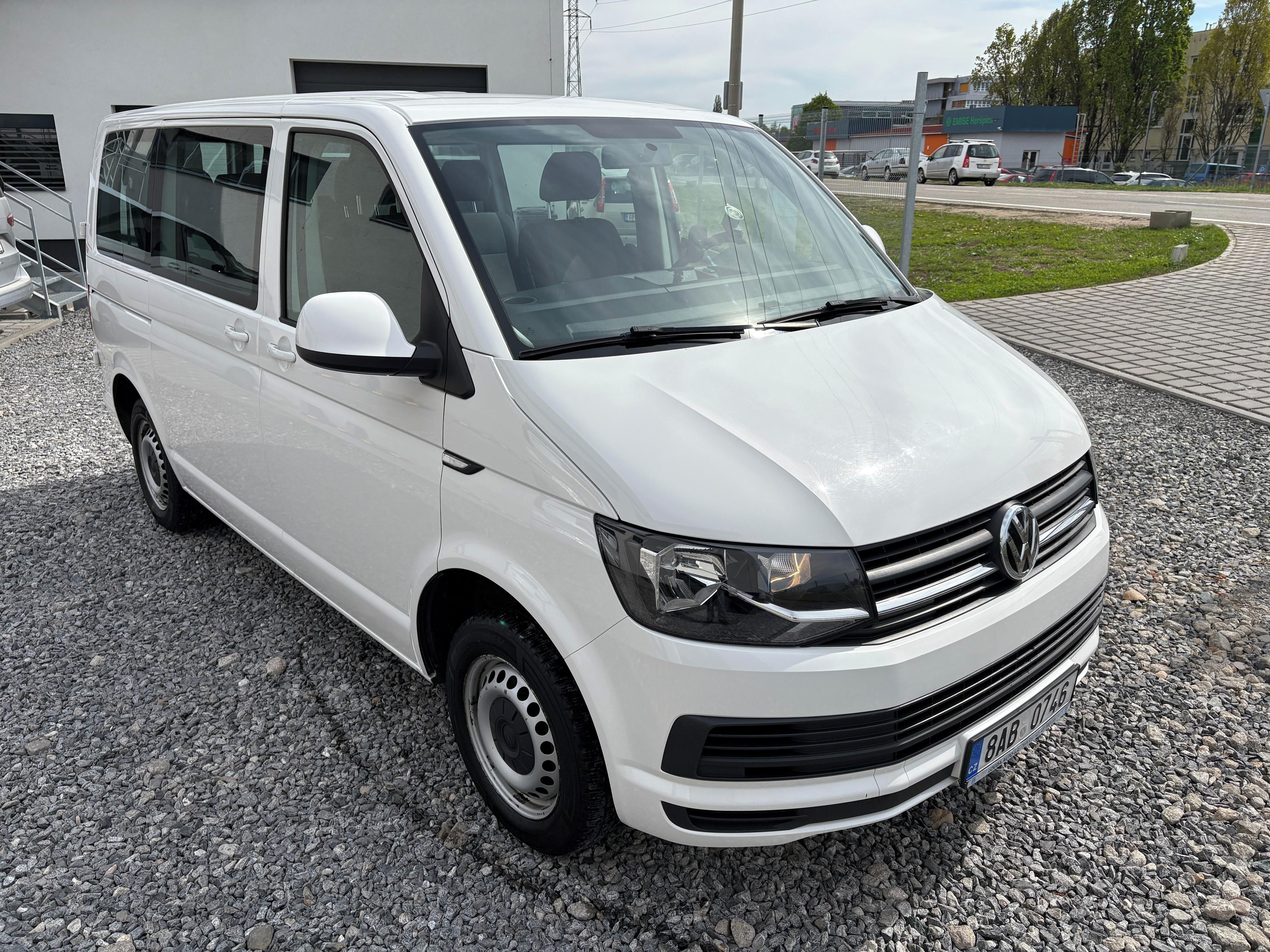 Volkswagen Transporter, 2.0TDi 8míst - fotka 2