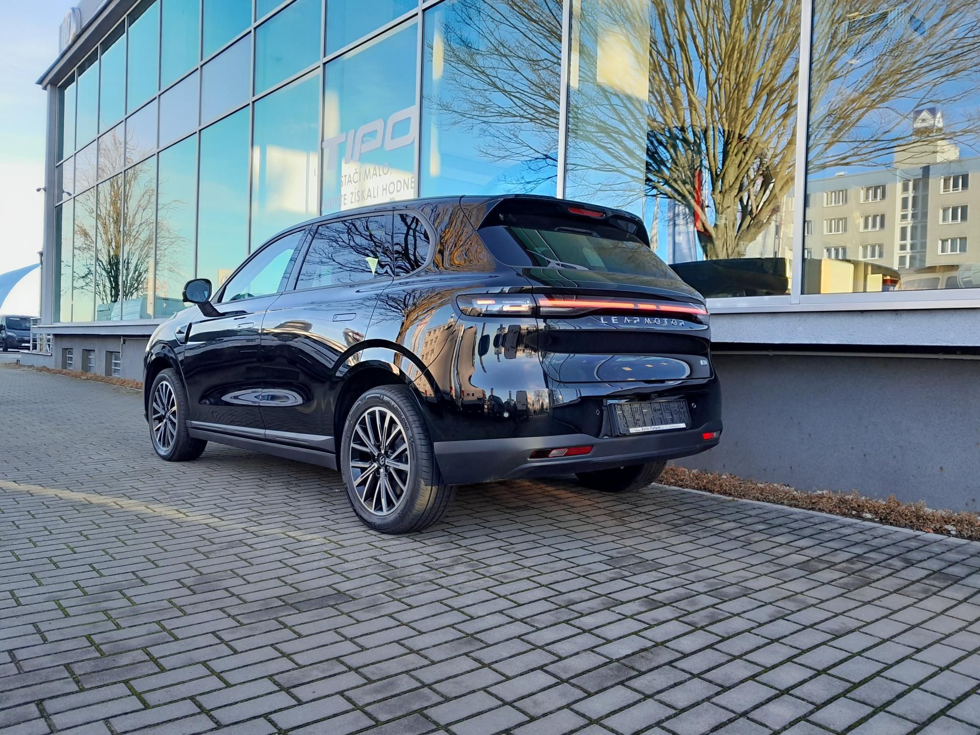 Leapmotor B10, Design 1,5T EV hybrid - fotka 4