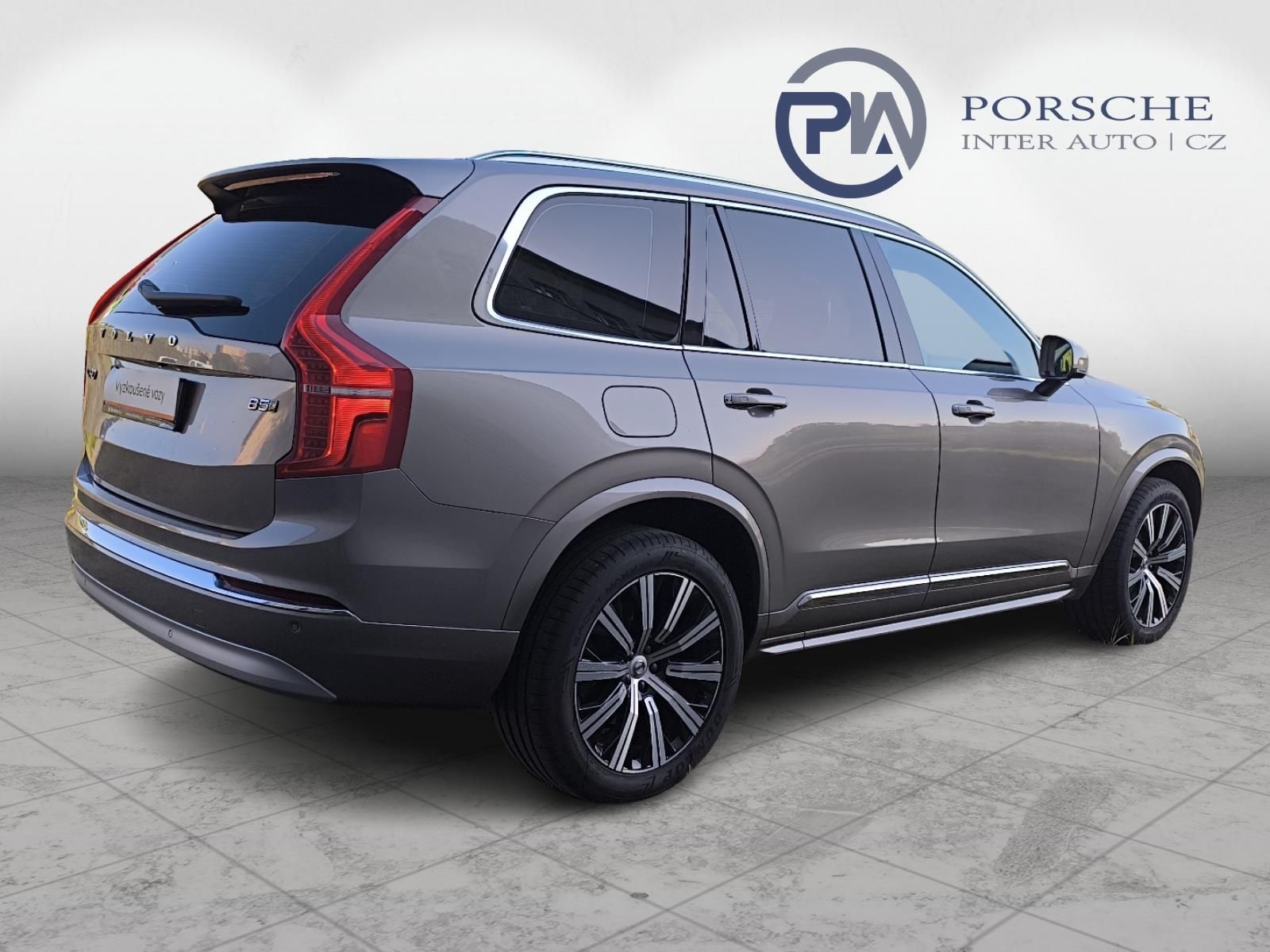 Volvo XC90, 2.0 D 7Míst - fotka 2
