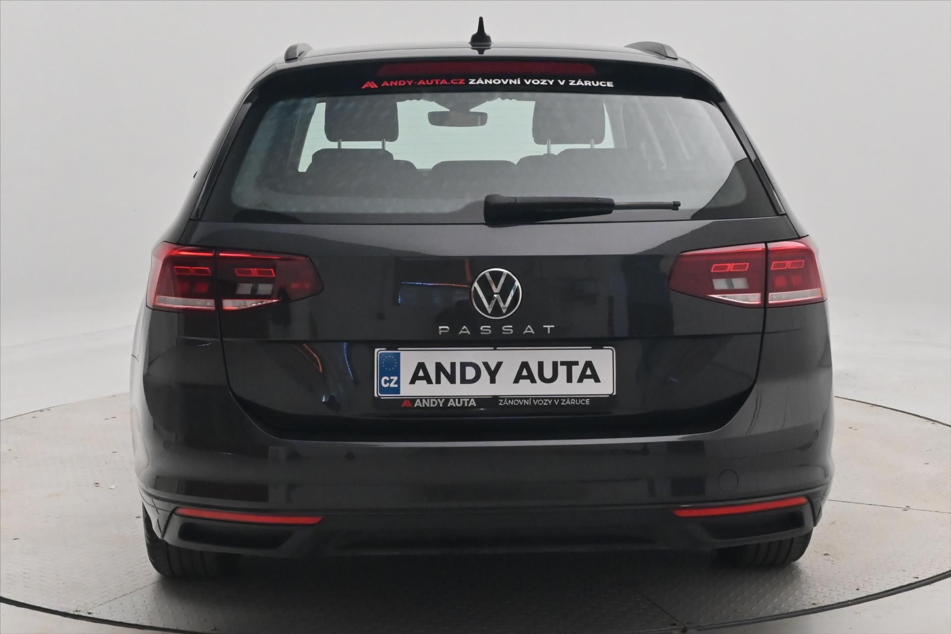 Volkswagen Passat, 2,0 TDI 110kW DSG Business VŮZ - fotka 6