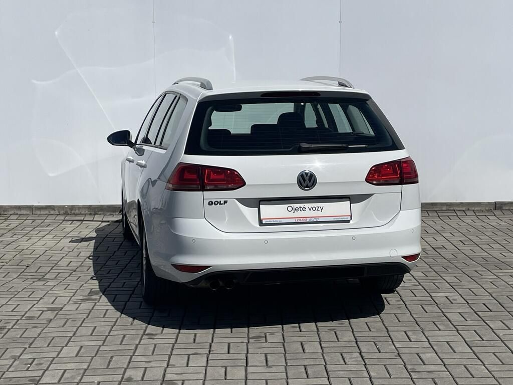 Volkswagen Golf, Highline 1.4 TSI 92 kW - fotka 6