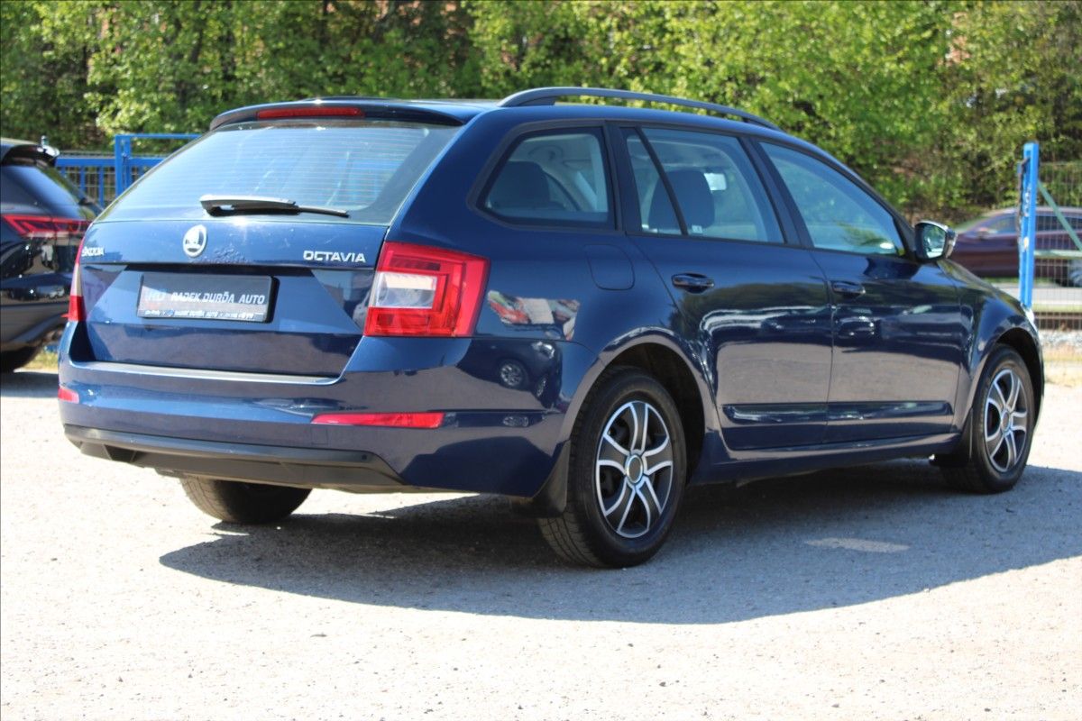 Škoda Octavia, 1,6 TDI  NOVÉ V ČR,STYLE - fotka 5