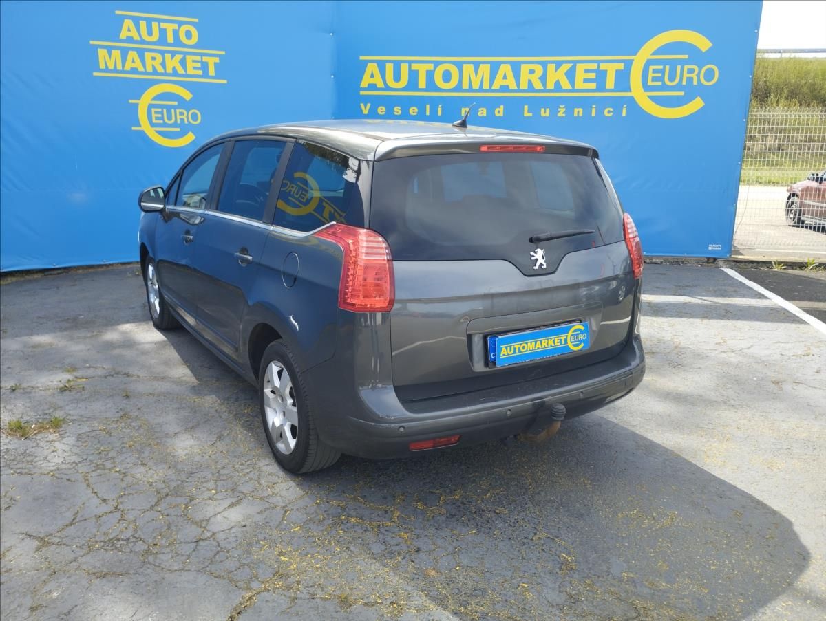 Peugeot 5008, 1,6 HDi 82KW - fotka 6