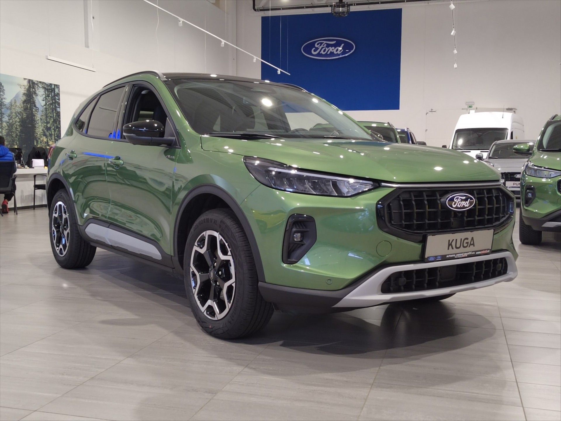 Ford Kuga, 2,5 Duratec PHEV FWD 178 kW eC - fotka 3
