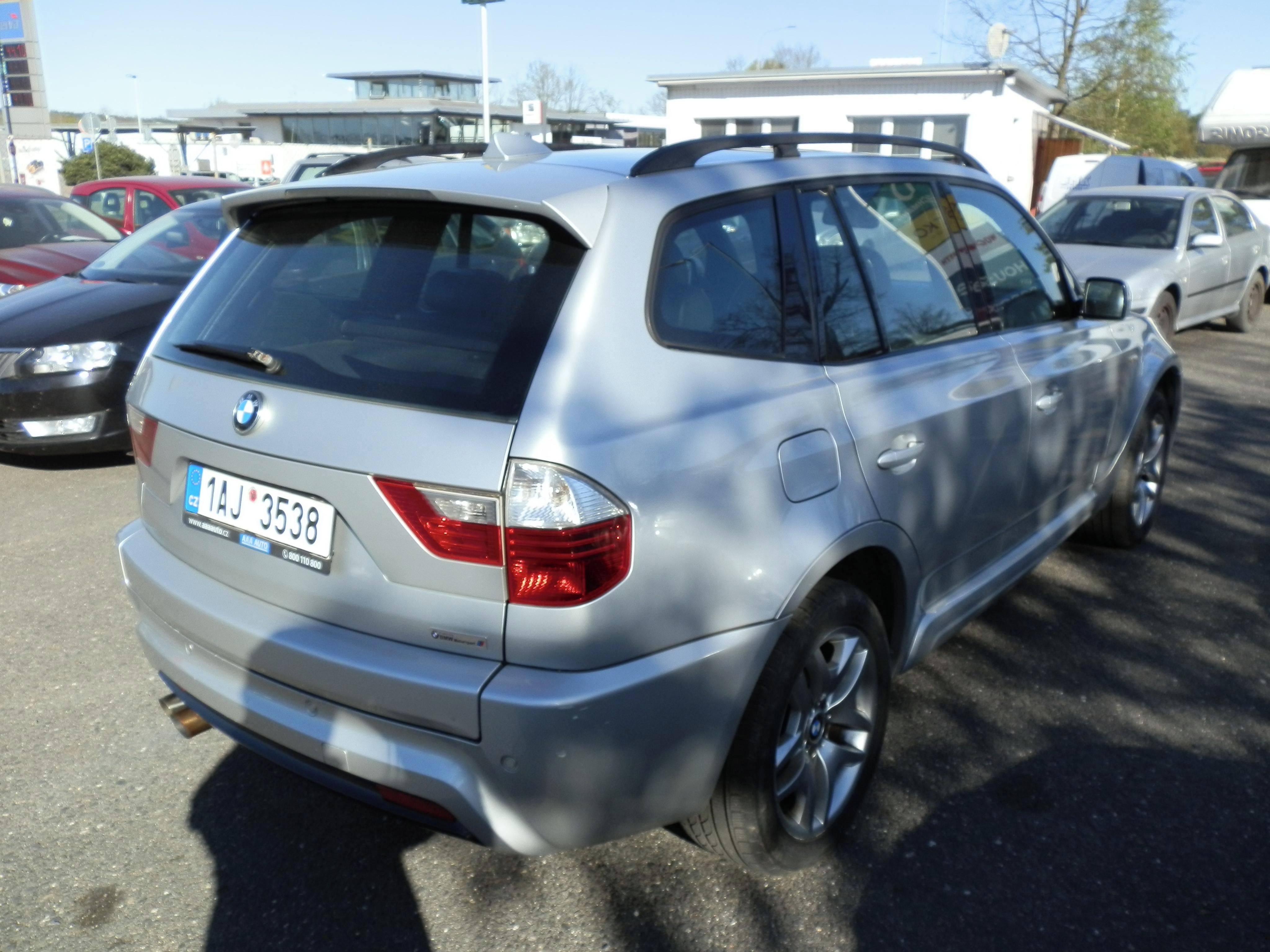 BMW X3, 3,0D - fotka 4
