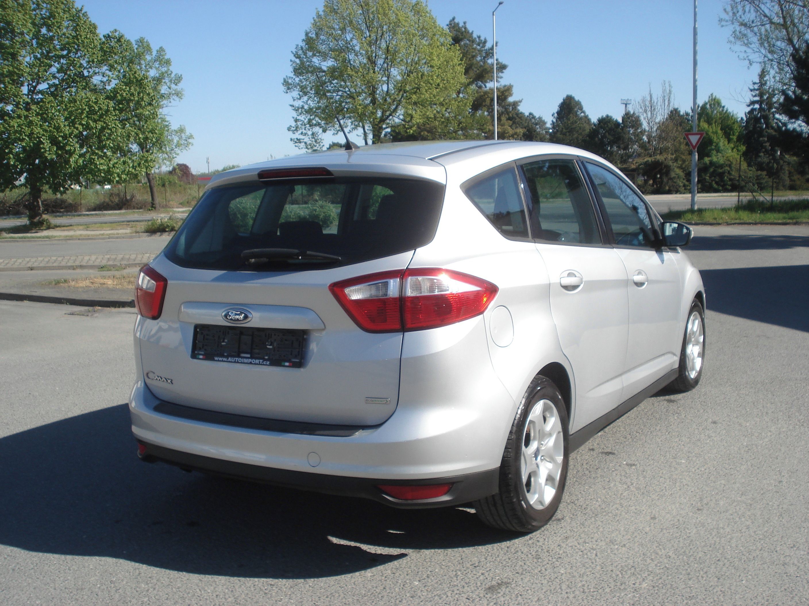 Ford C-MAX, 1.0  92 KW 1. Majitel - fotka 5