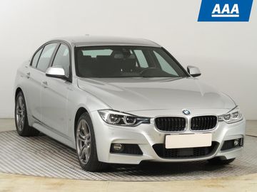330e iPerformance, Automat