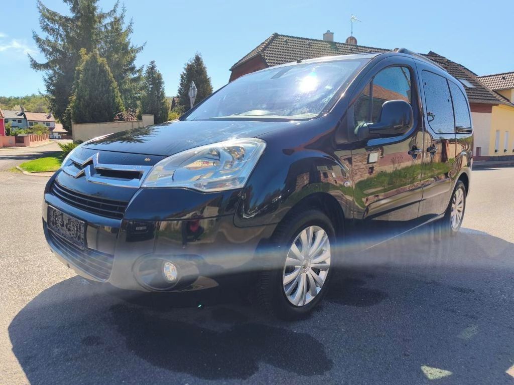 Citroën Berlingo, 1,6PANORAMA+KRASAVEC+ZÁRUKA KM - fotka 5