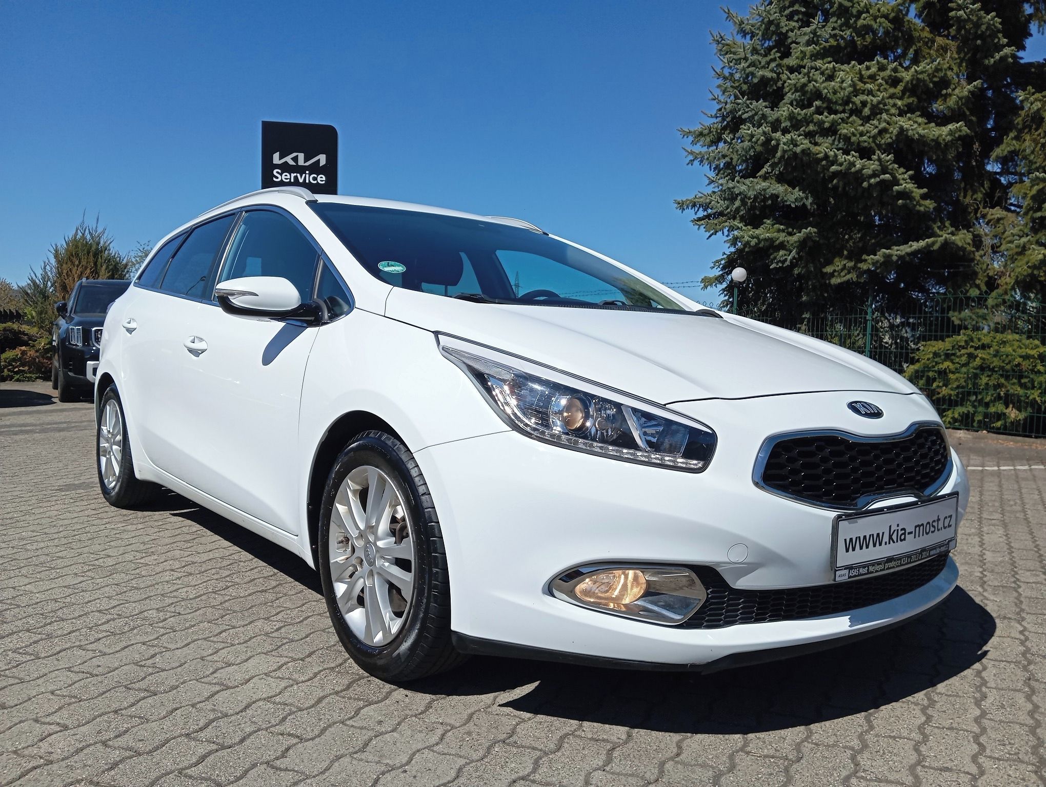 Kia Cee´d SW, 1.6 CRDi 94kW TOP 2015 - fotka 2
