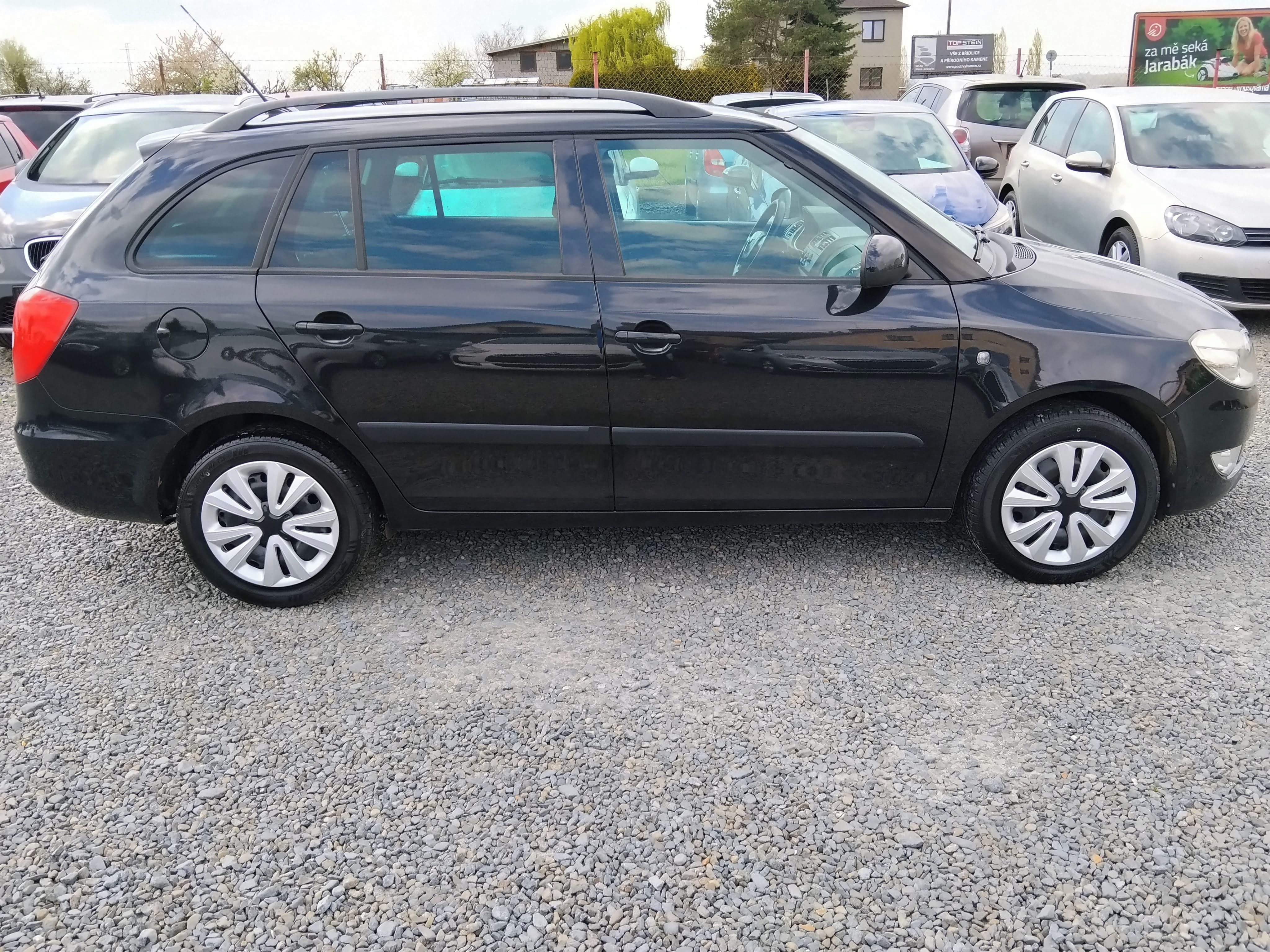 Škoda Fabia, 1.2 HTP Klima, ABS - fotka 3