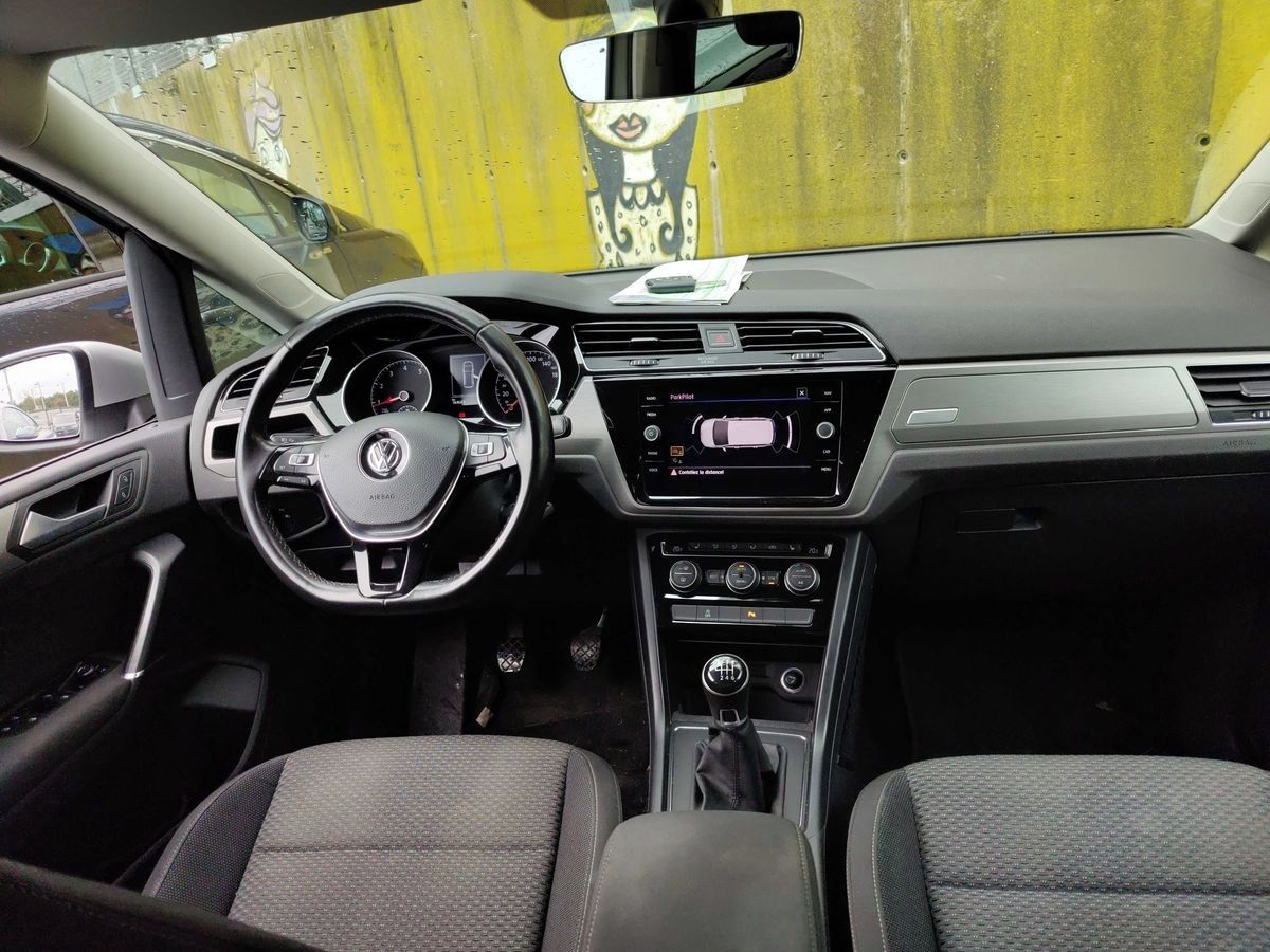 Volkswagen Touran, 1.4Tsi 110KW 7-MÍST VYHŘ. SEDA - fotka 4