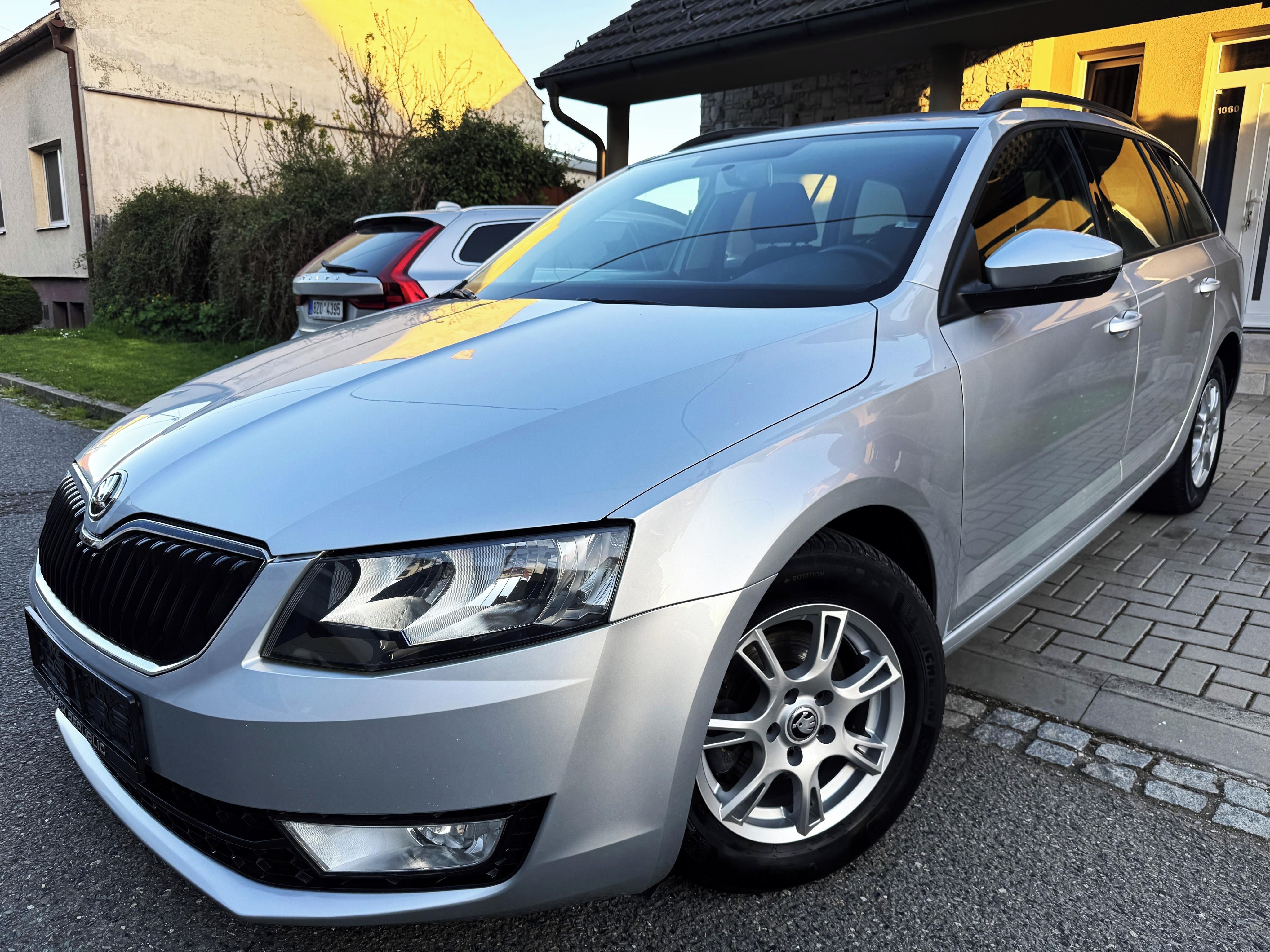 Škoda Octavia, 1.2TSI KLIMA,TAŽNÉ,TEMPOMAT, - fotka 2