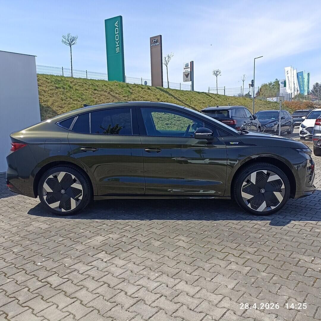 Škoda Enyaq, Coupé RS  84 kWh 4x4 250 kW - fotka 5