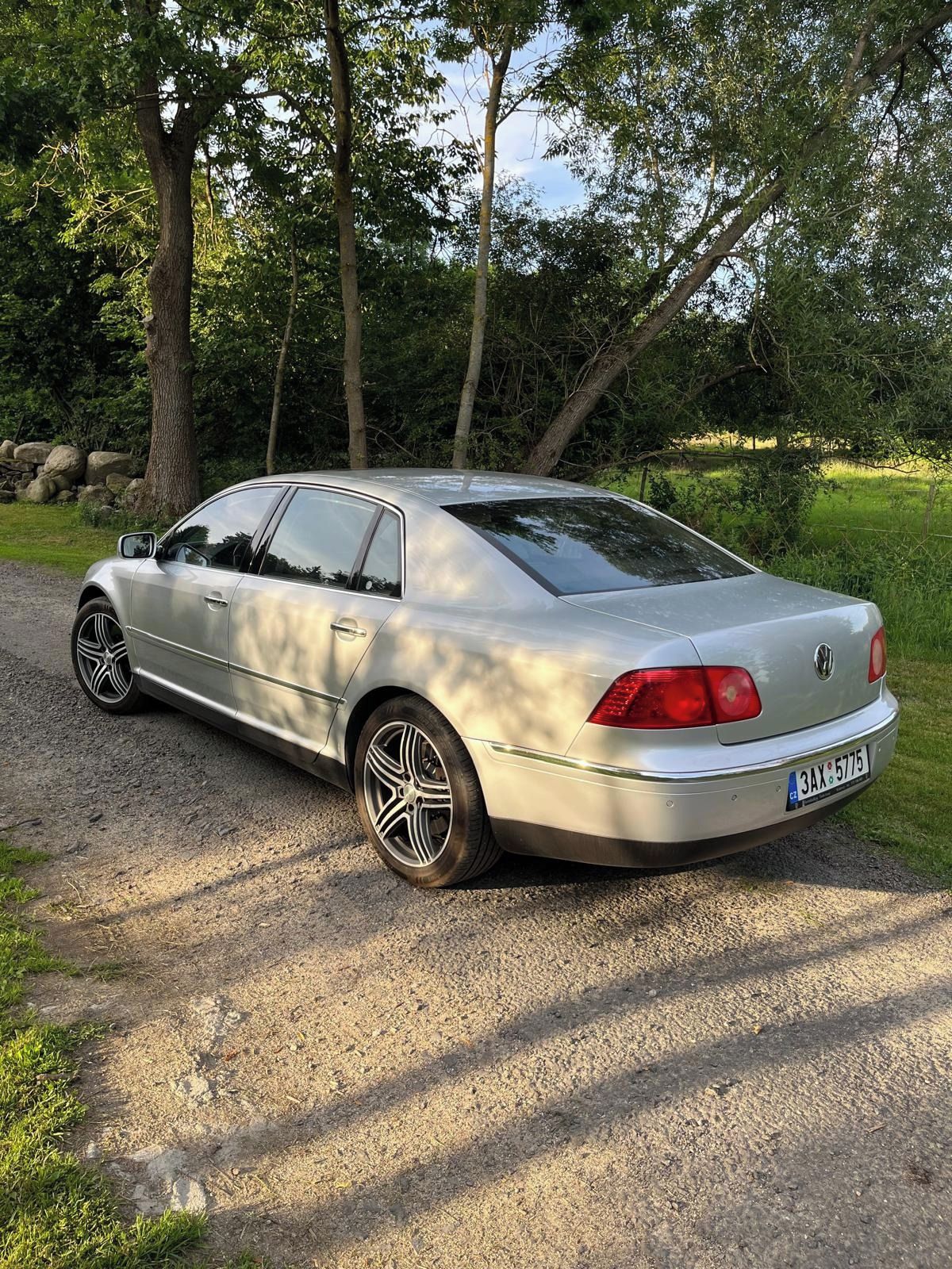 Volkswagen Phaeton, 5.0 V10 TDi, servisované - fotka 5