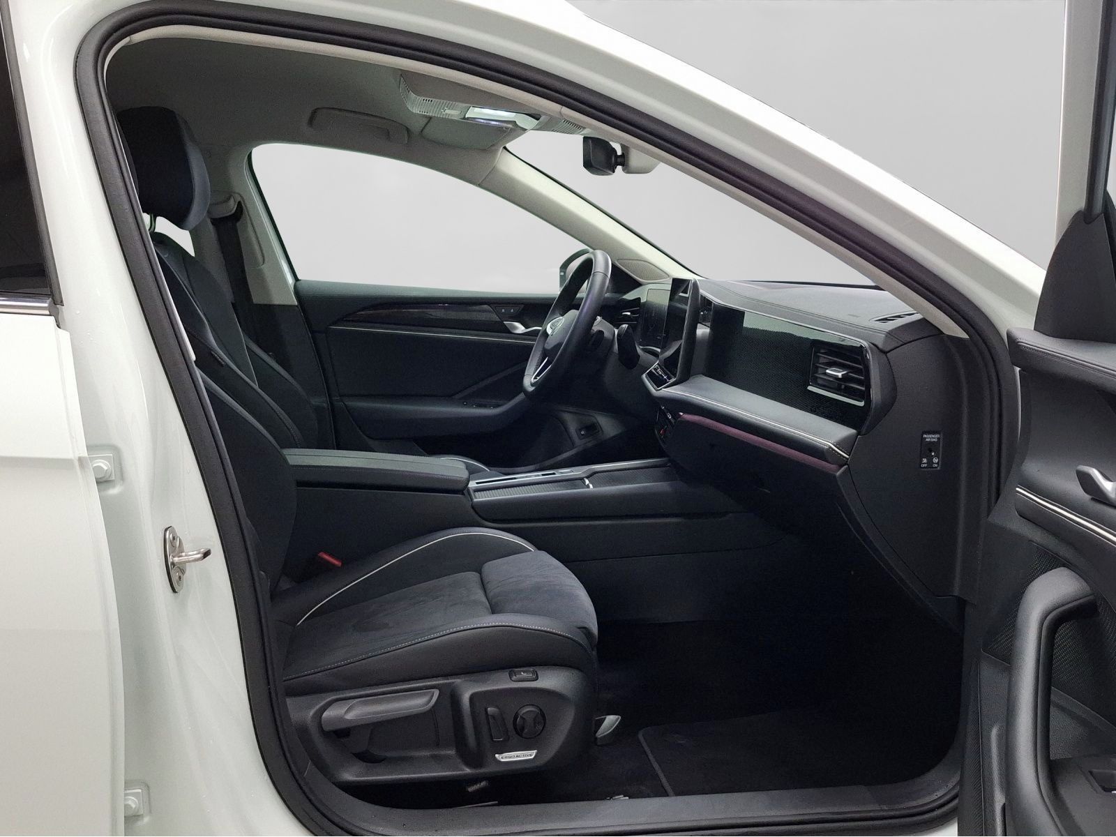 Volkswagen Passat Variant, 1.5 TSI eHybrid BUSINESS - fotka 5