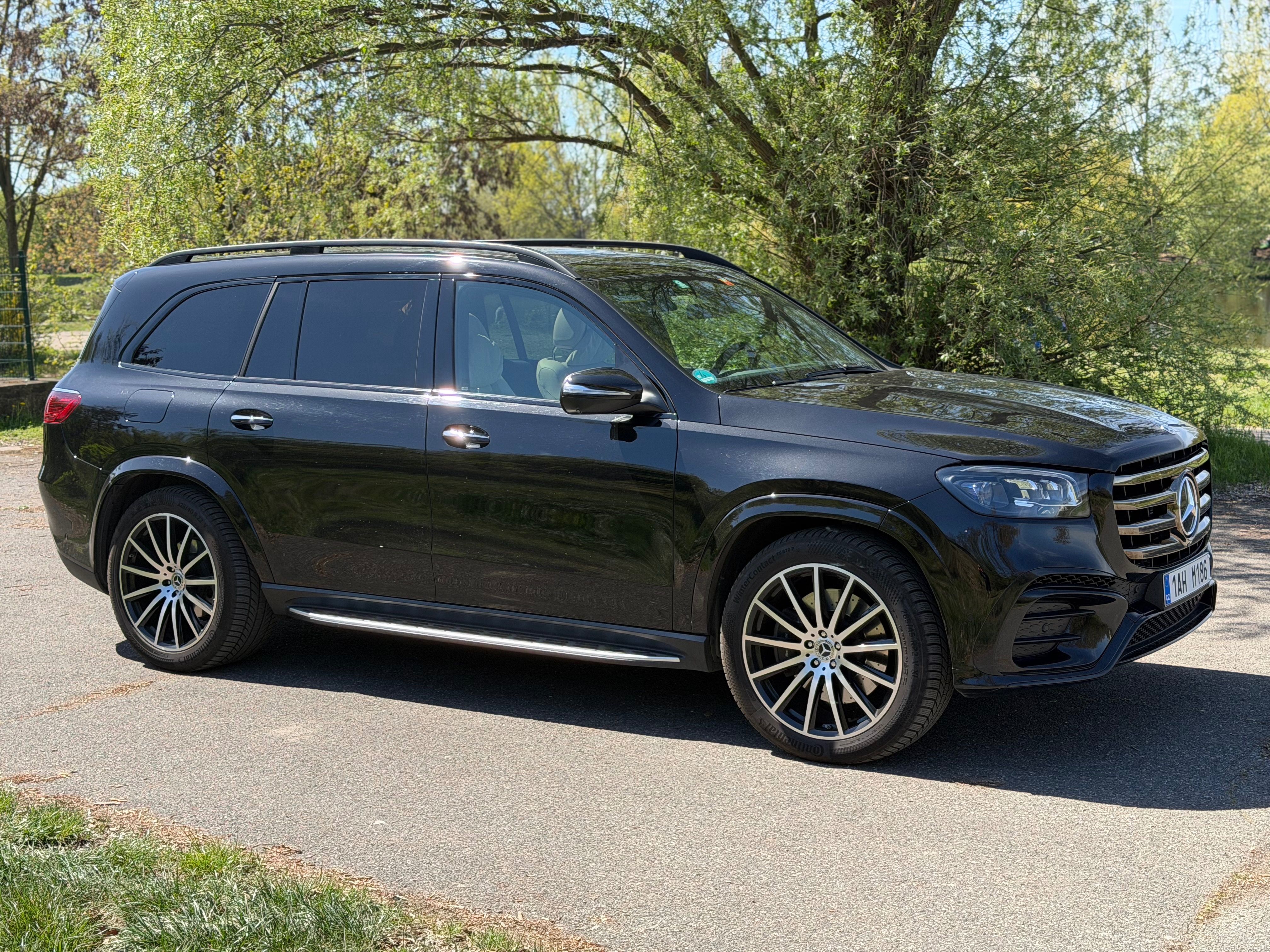 Mercedes-Benz GLS, Mercedes-Benz GLS 450d AMG - fotka 4