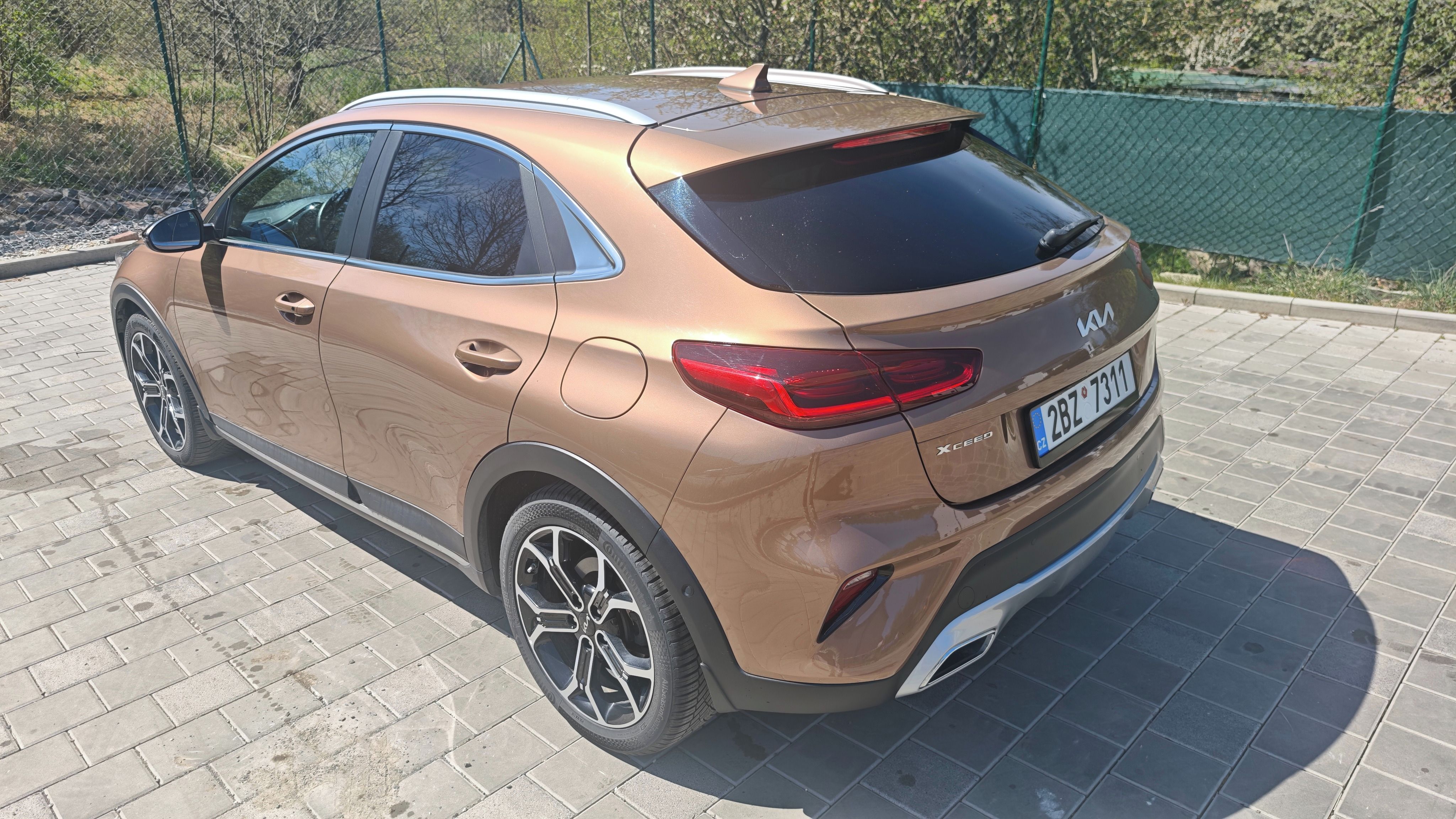 Kia XCee´d, 1.6 TGD-I 150kW, TOP STAV - fotka 6