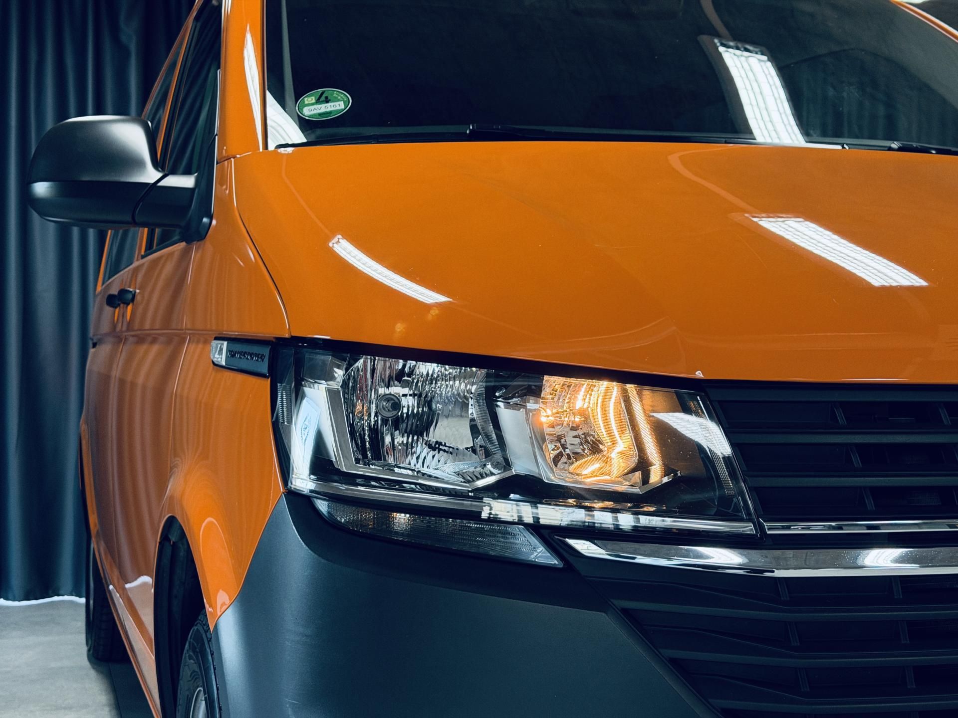 Volkswagen Transporter - fotka 4