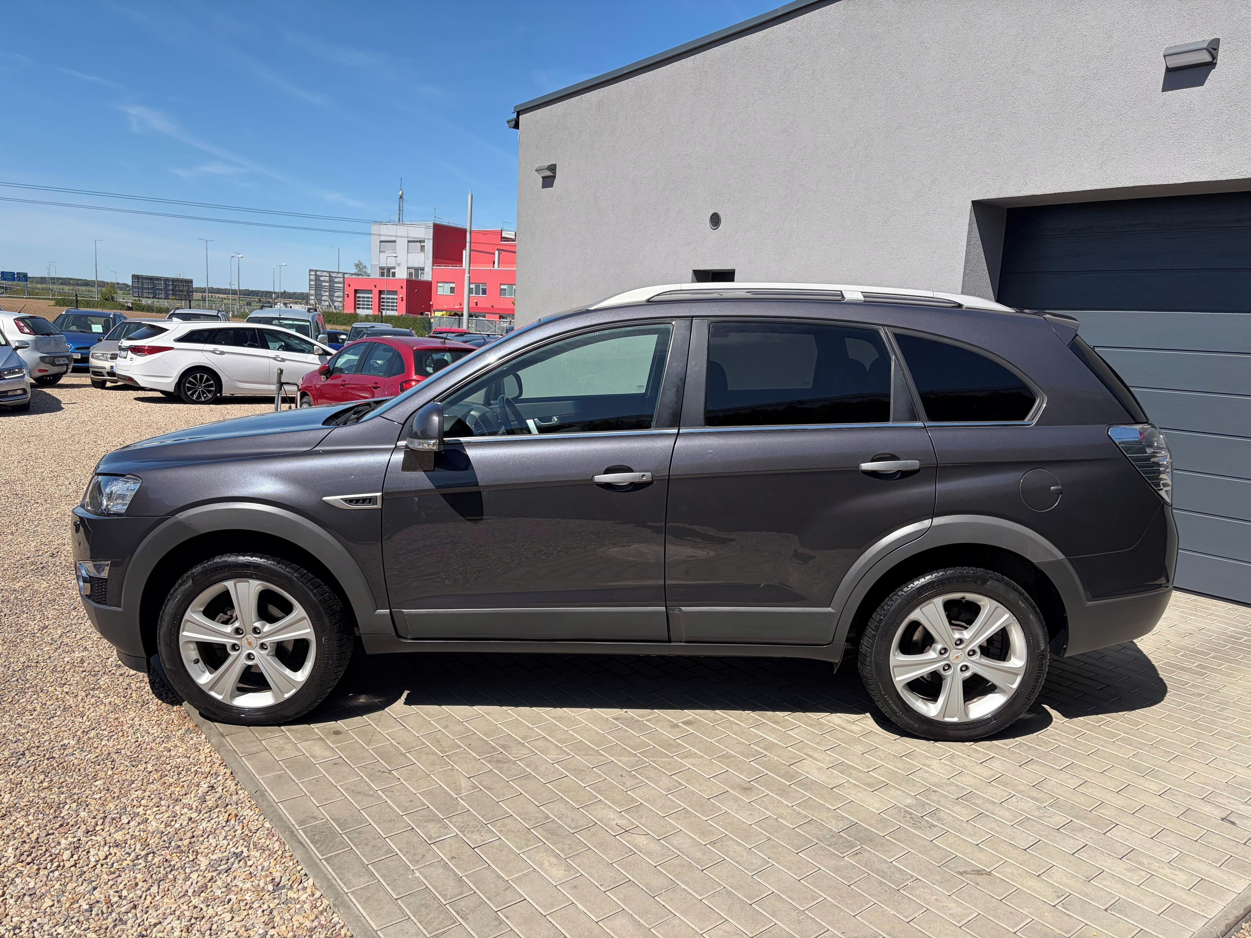 Chevrolet Captiva, 2.2 D 135KW 4x4 7 Míst, Kůže - fotka 6